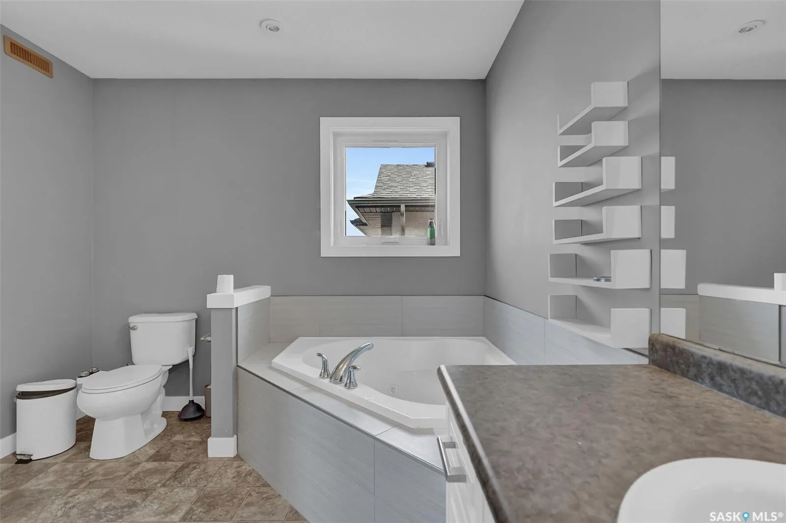 5188 Crane CRESCENT