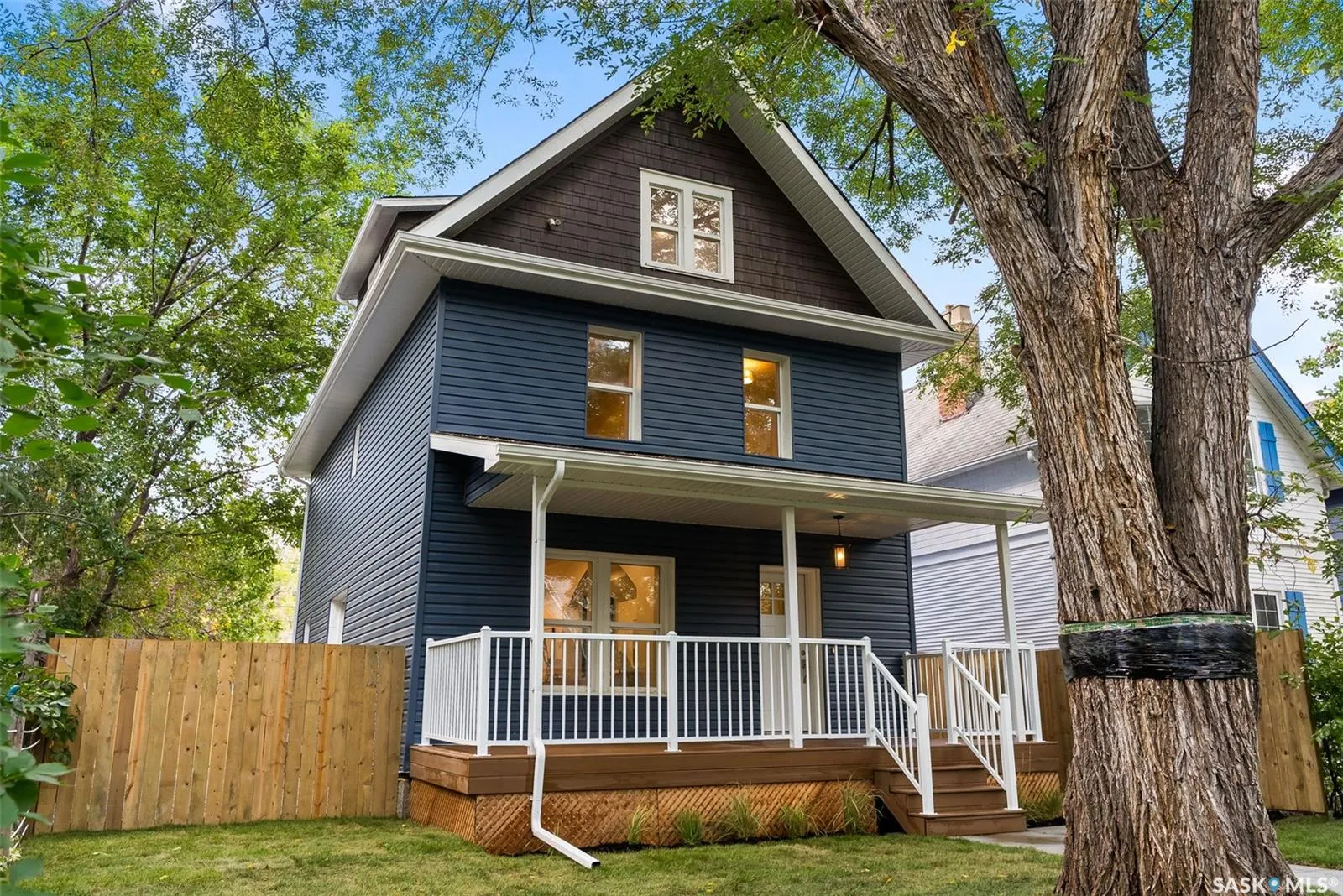 2257 Rae STREET