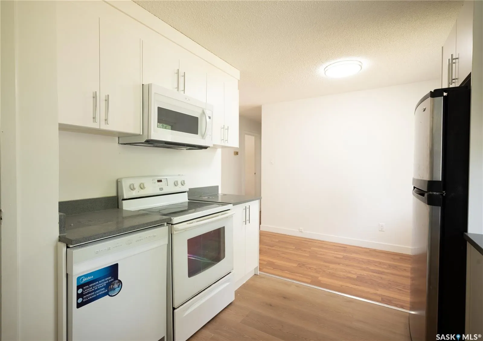 183 Magee CRESCENT