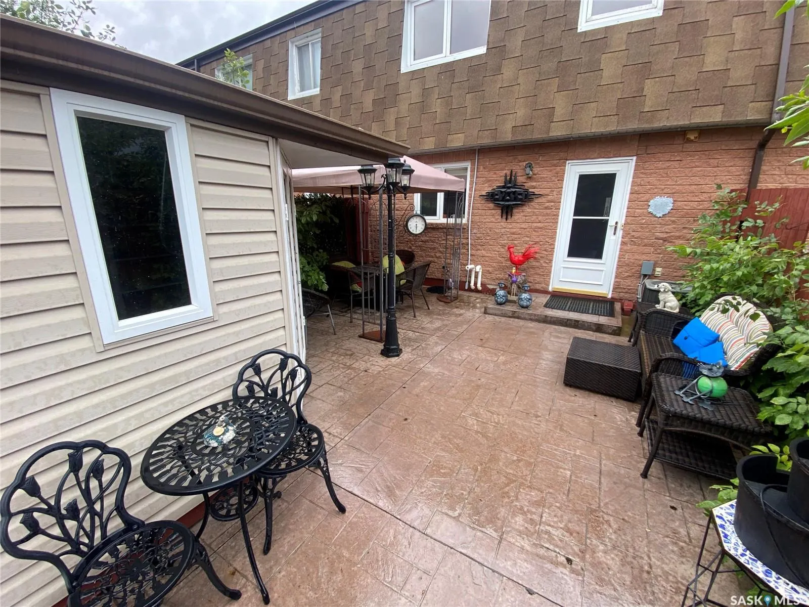 176 Manitoba AVENUE, #D