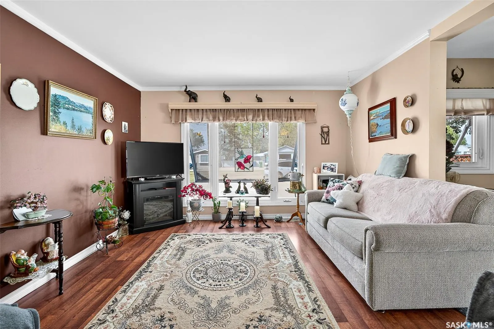 #B19       1455 9th AVENUE NE