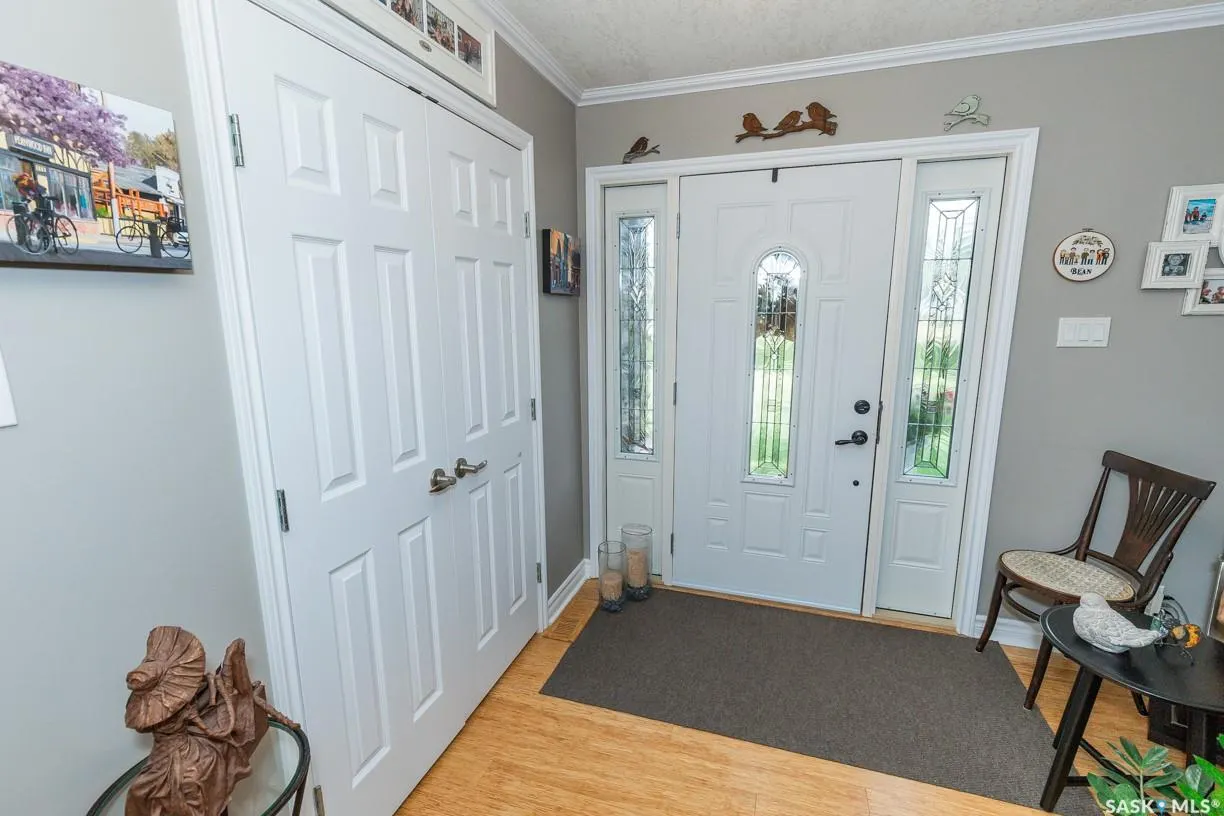 208 Highway AVENUE W