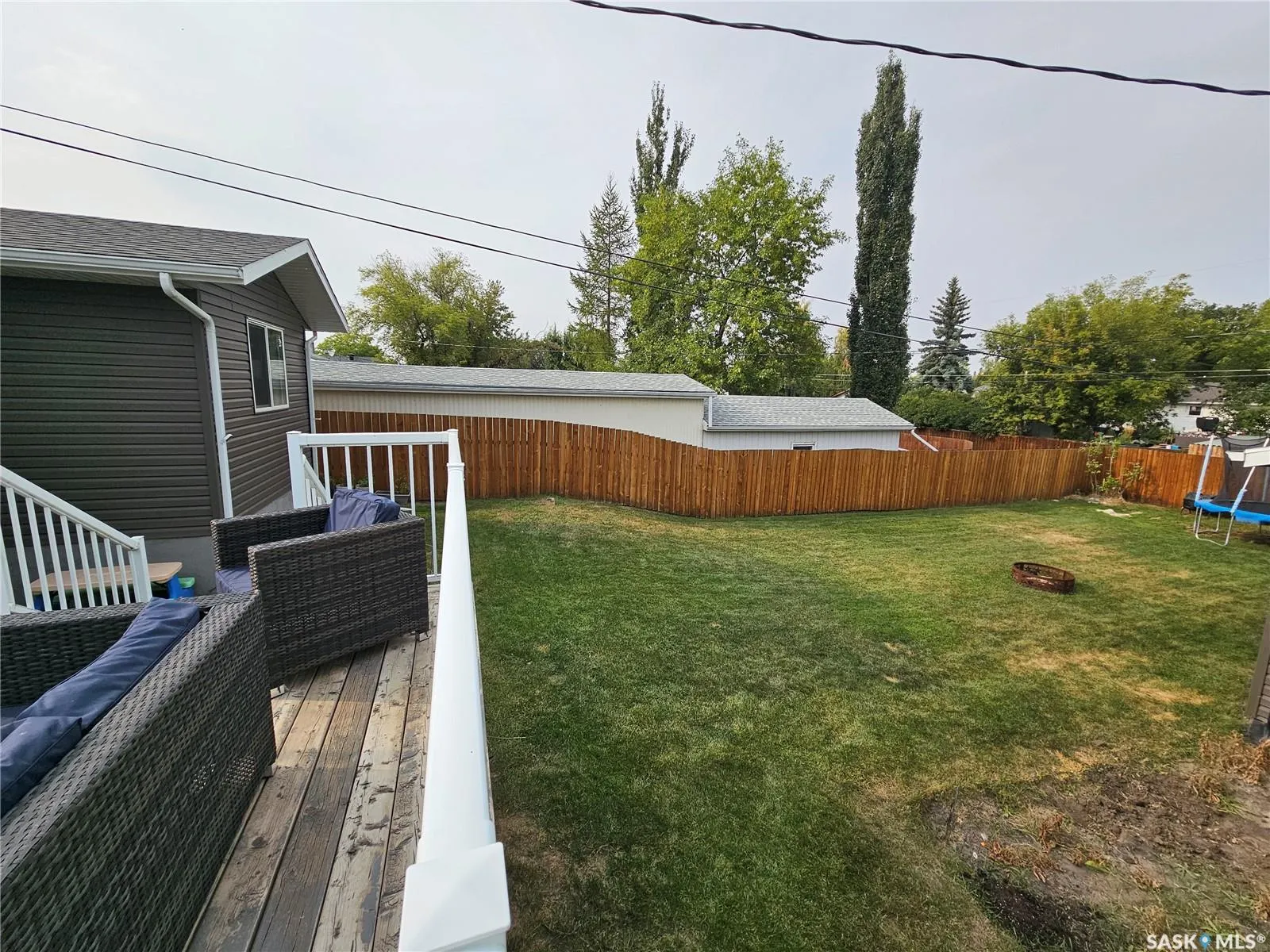 317 4th AVENUE W