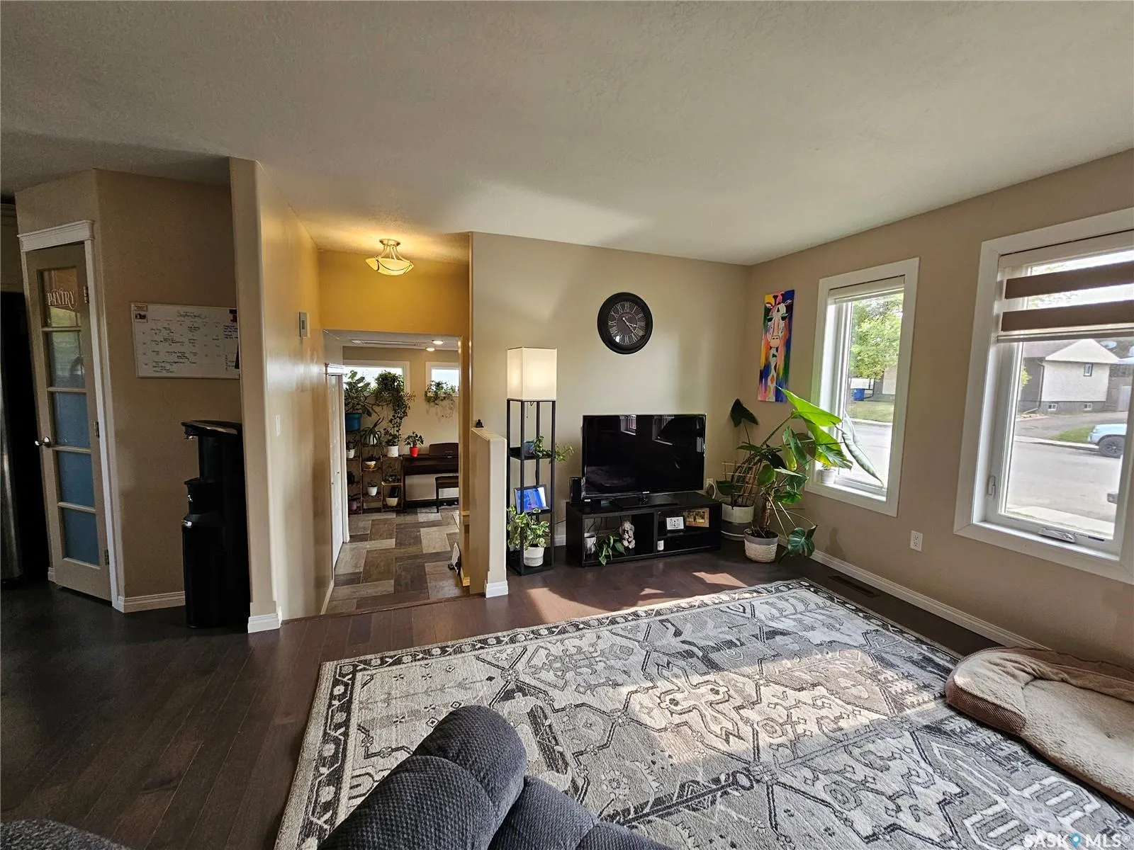 317 4th AVENUE W