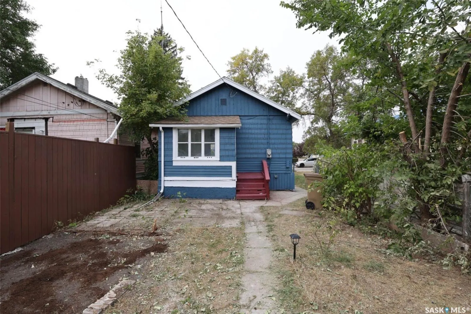 1535 Cameron STREET