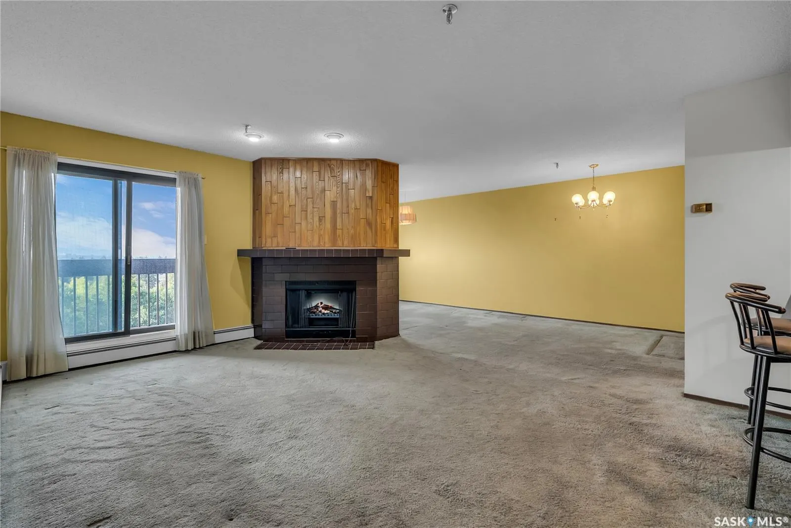 351 Saguenay DRIVE, #605