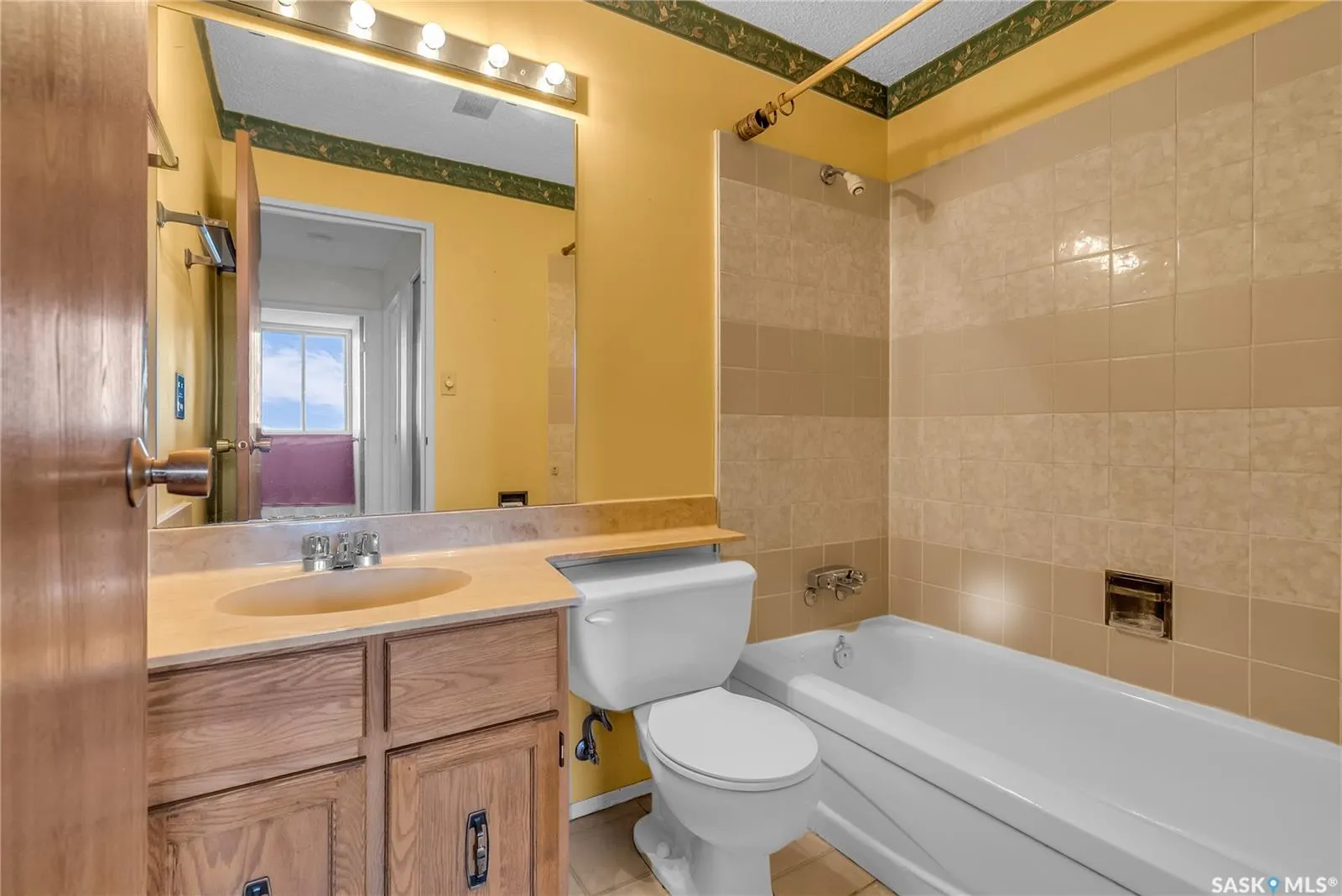 351 Saguenay DRIVE, #605