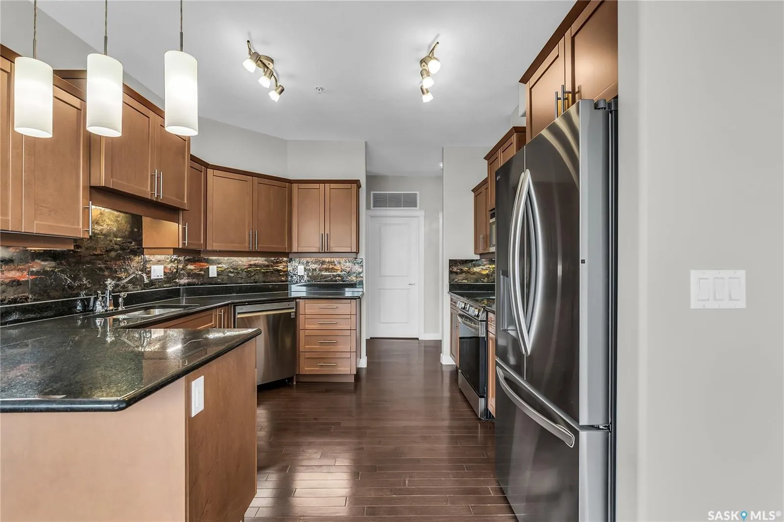 405 Cartwright STREET, #209