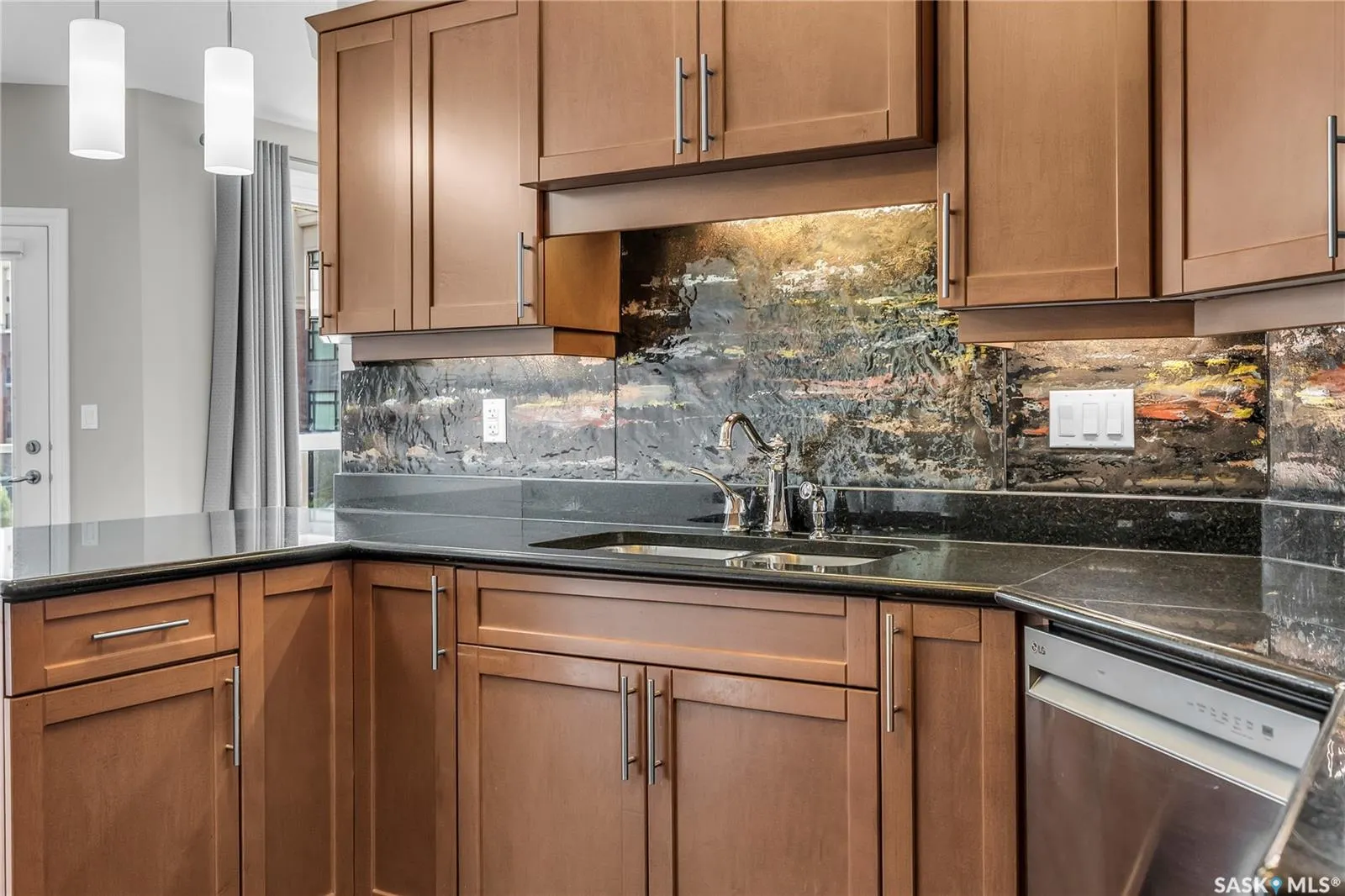 405 Cartwright STREET, #209