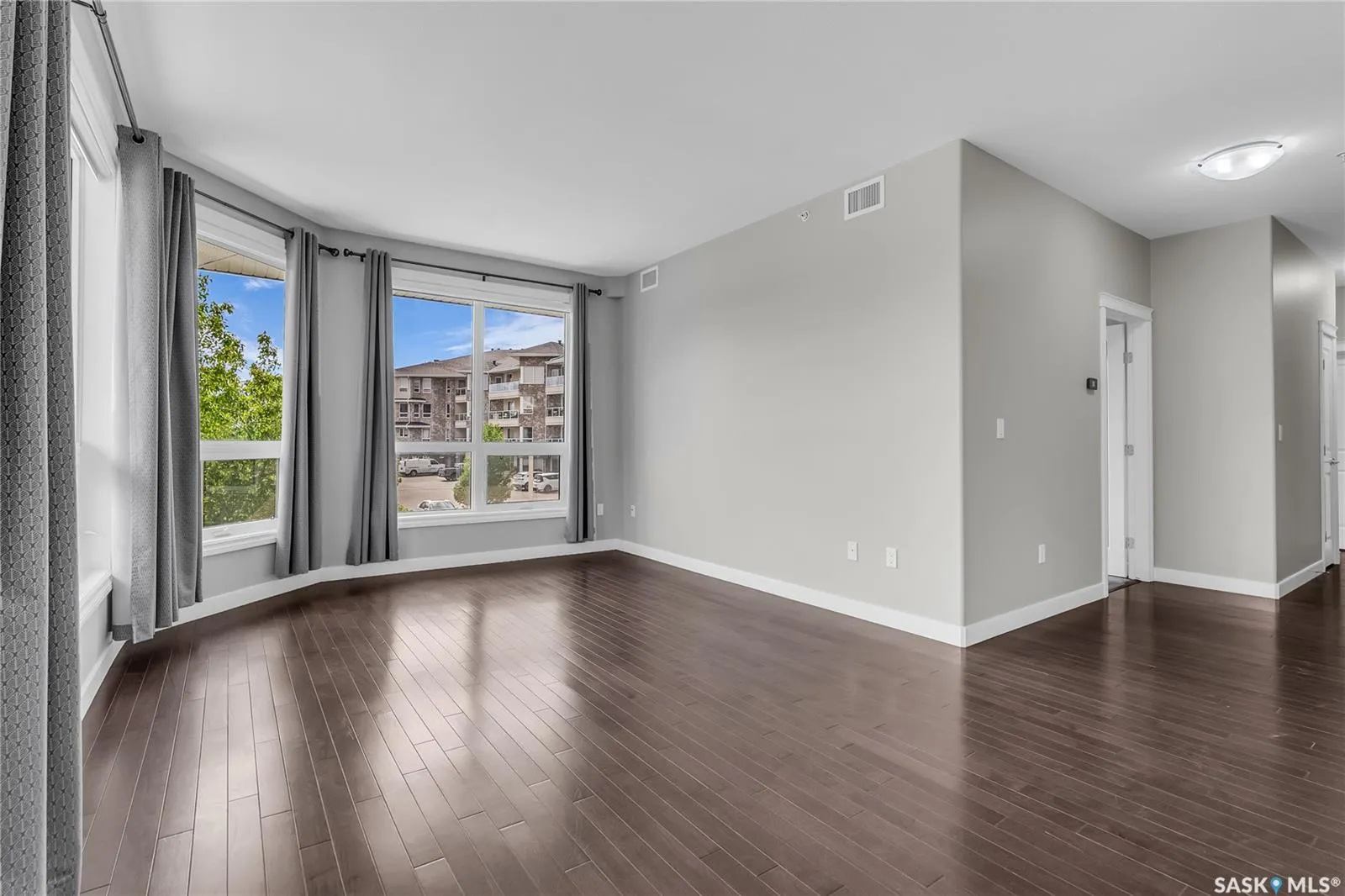 405 Cartwright STREET, #209