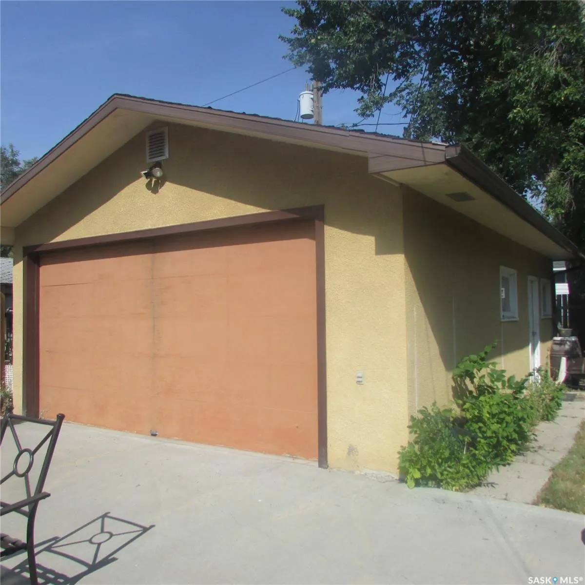 2832 Grant ROAD