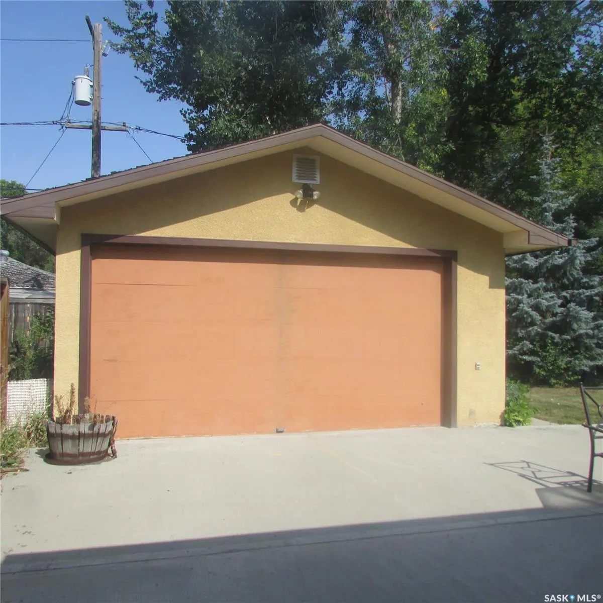 2832 Grant ROAD