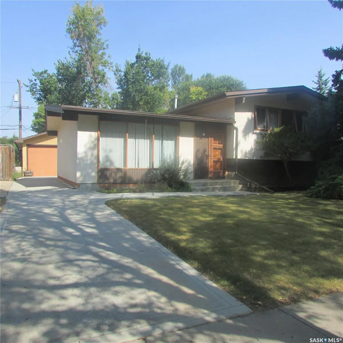 2832 Grant ROAD