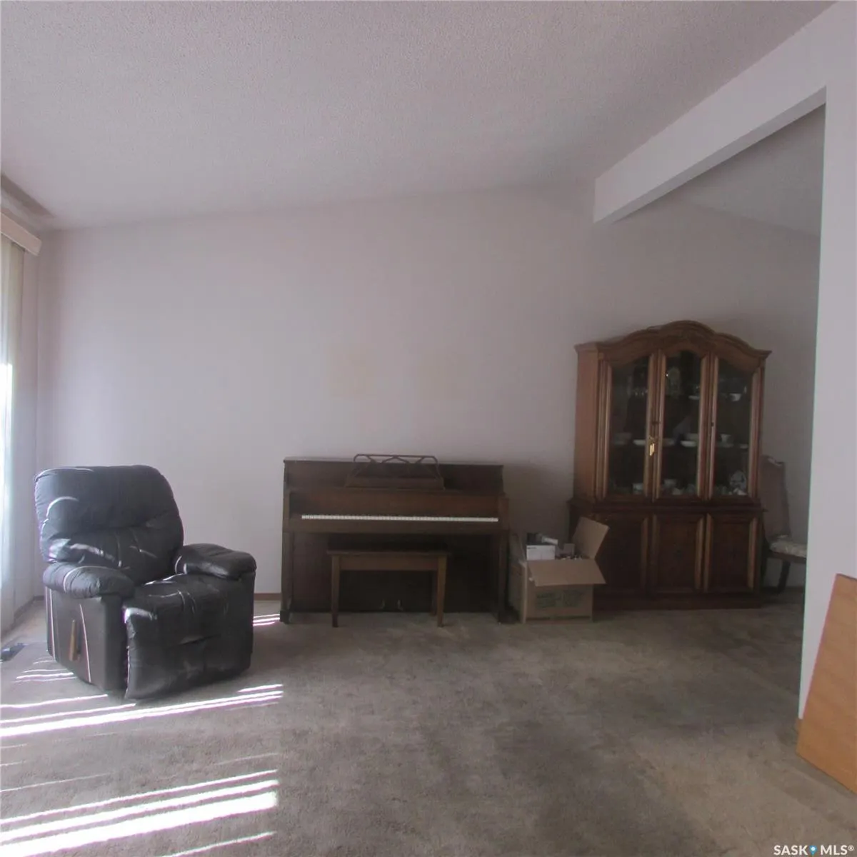 2832 Grant ROAD