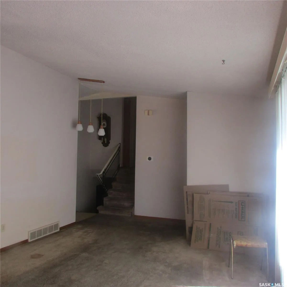 2832 Grant ROAD
