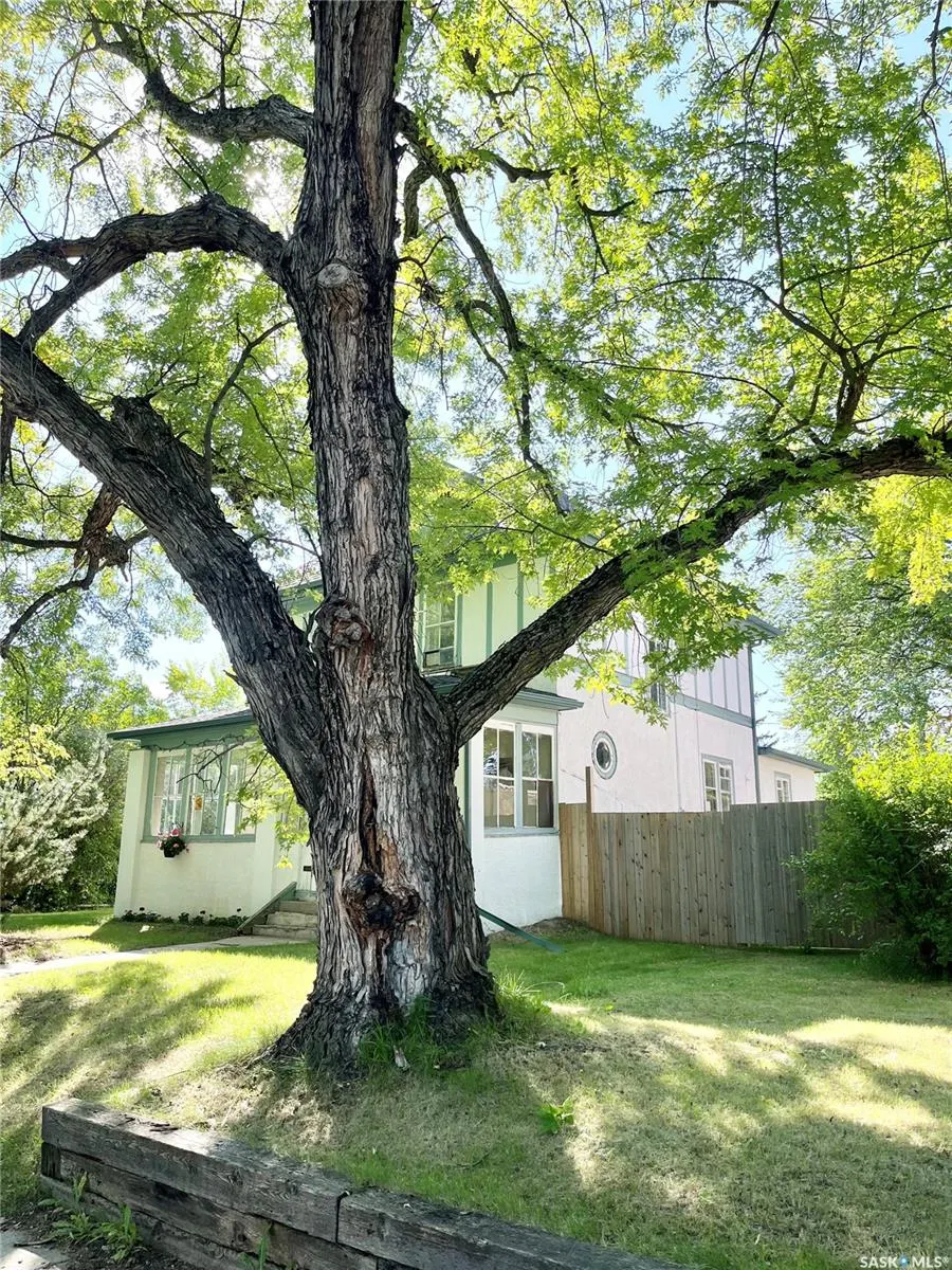 178 Tupper AVENUE