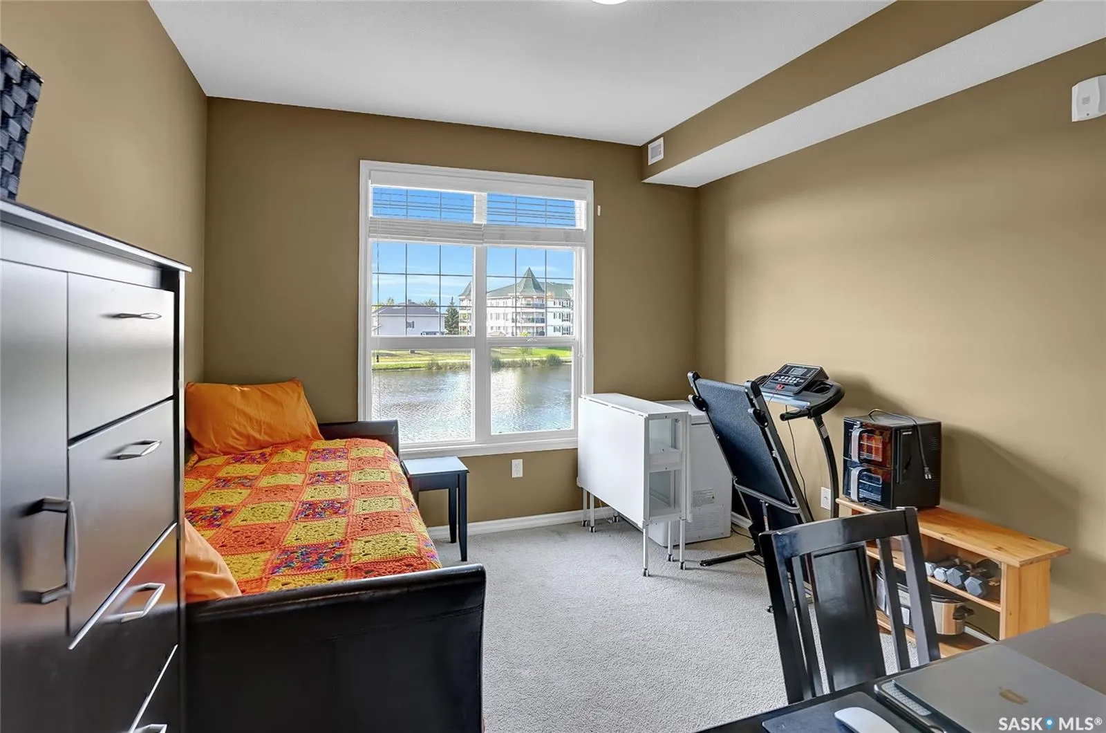 2150 Heseltine ROAD, #106