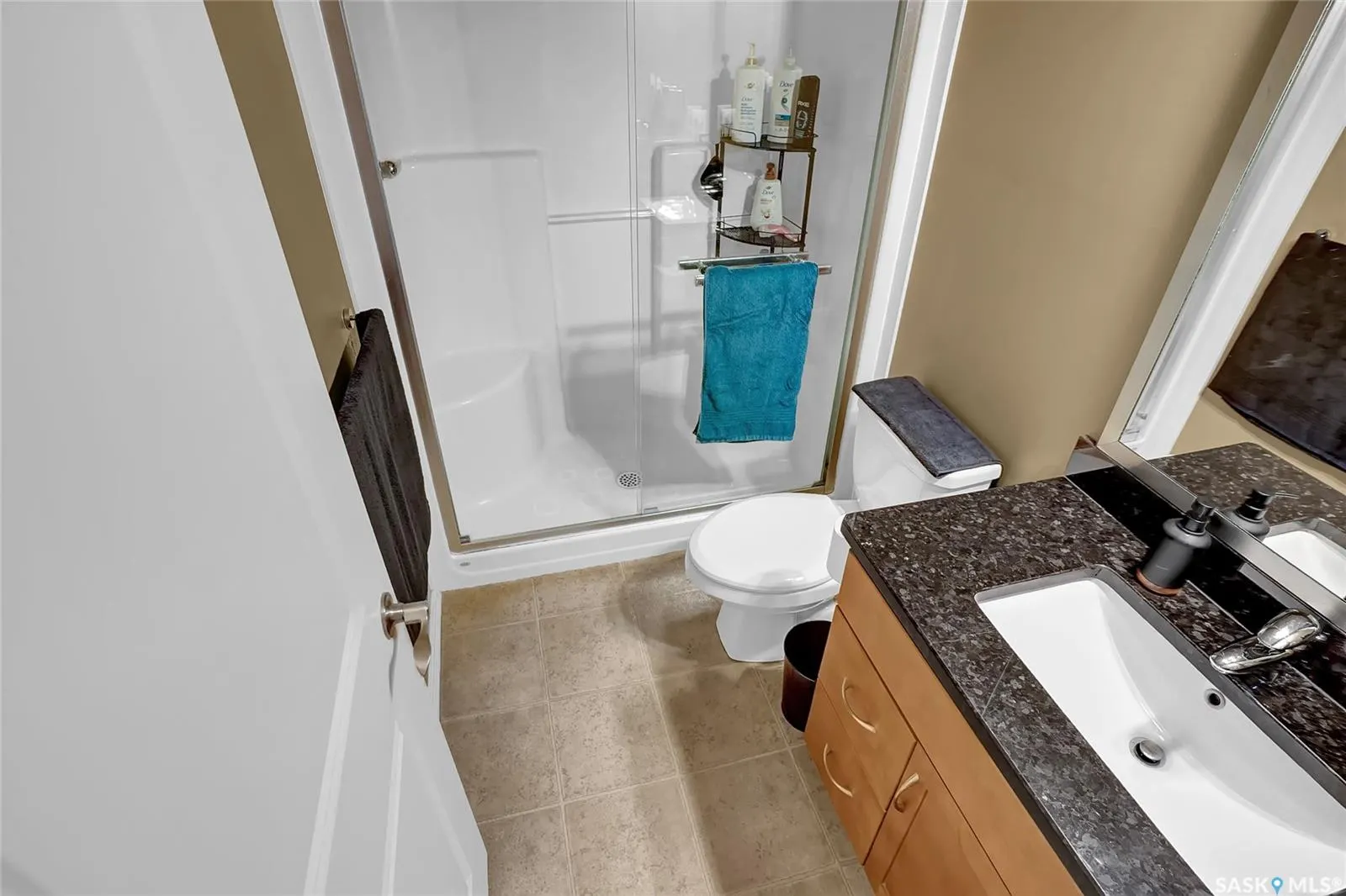 2150 Heseltine ROAD, #106