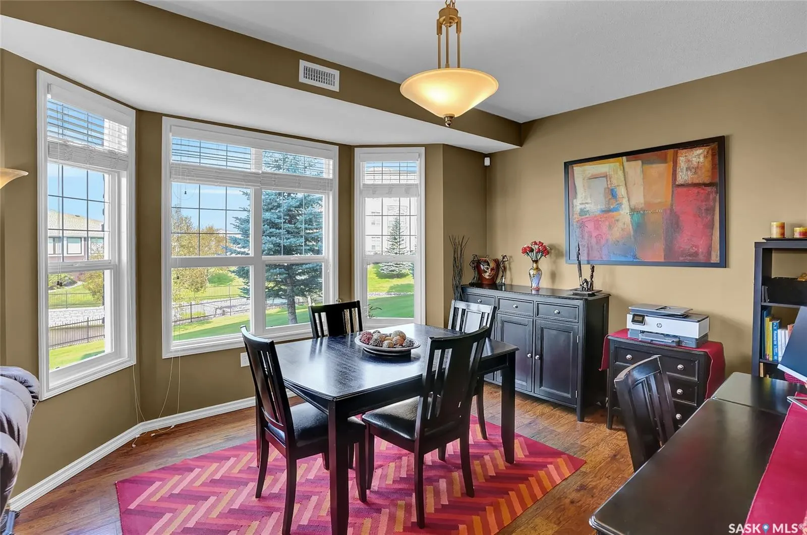 2150 Heseltine ROAD, #106