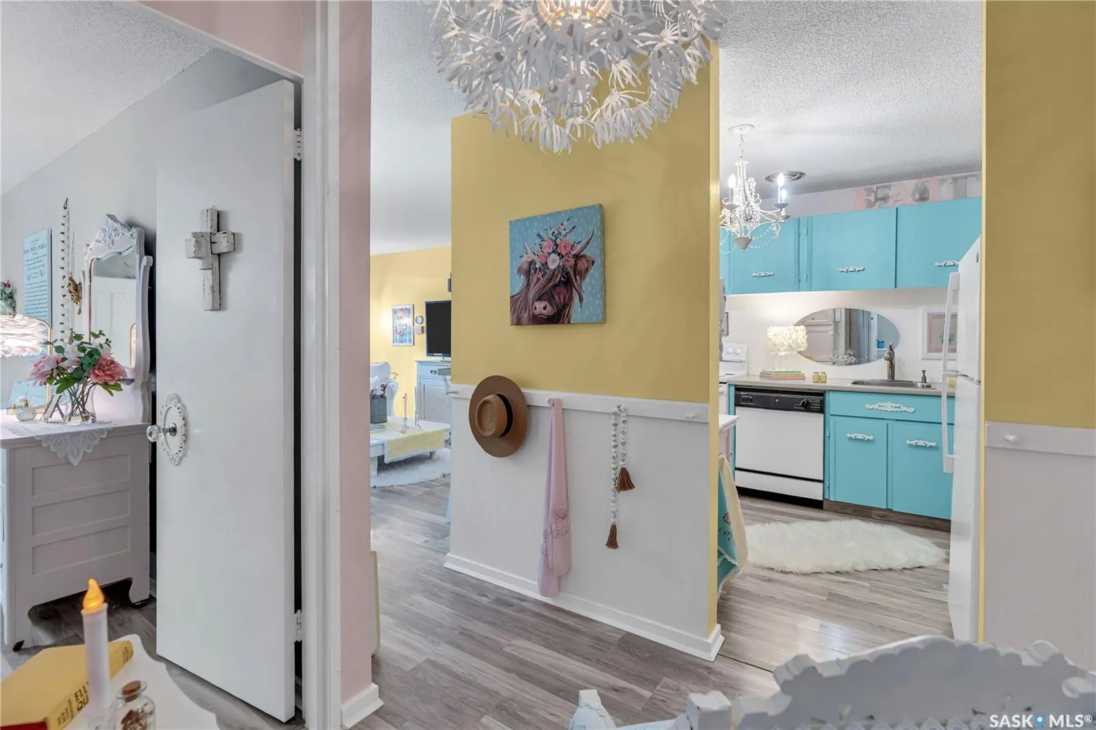 4545 Rae STREET, #306