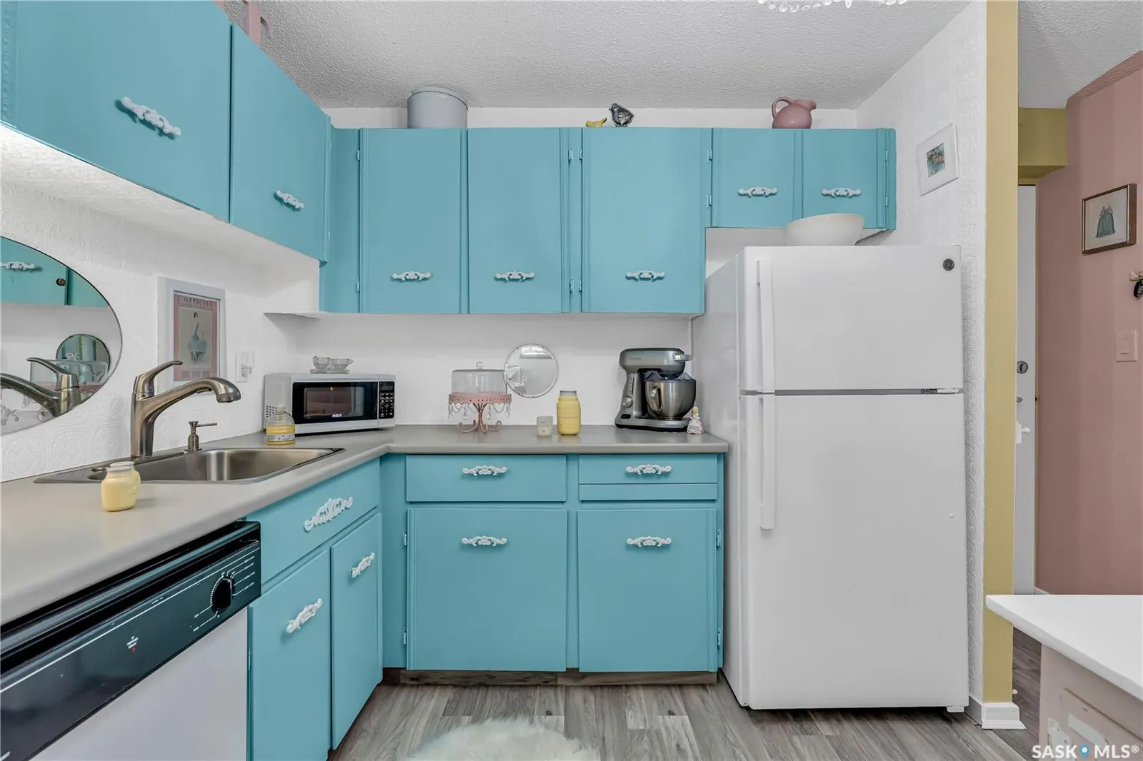 4545 Rae STREET, #306