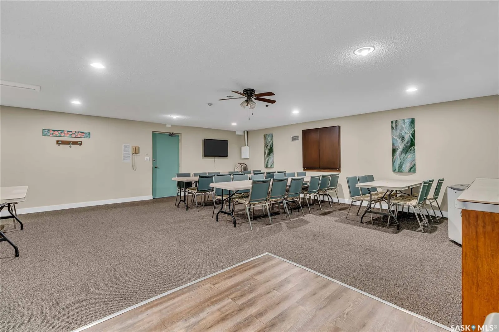 4545 Rae STREET, #306