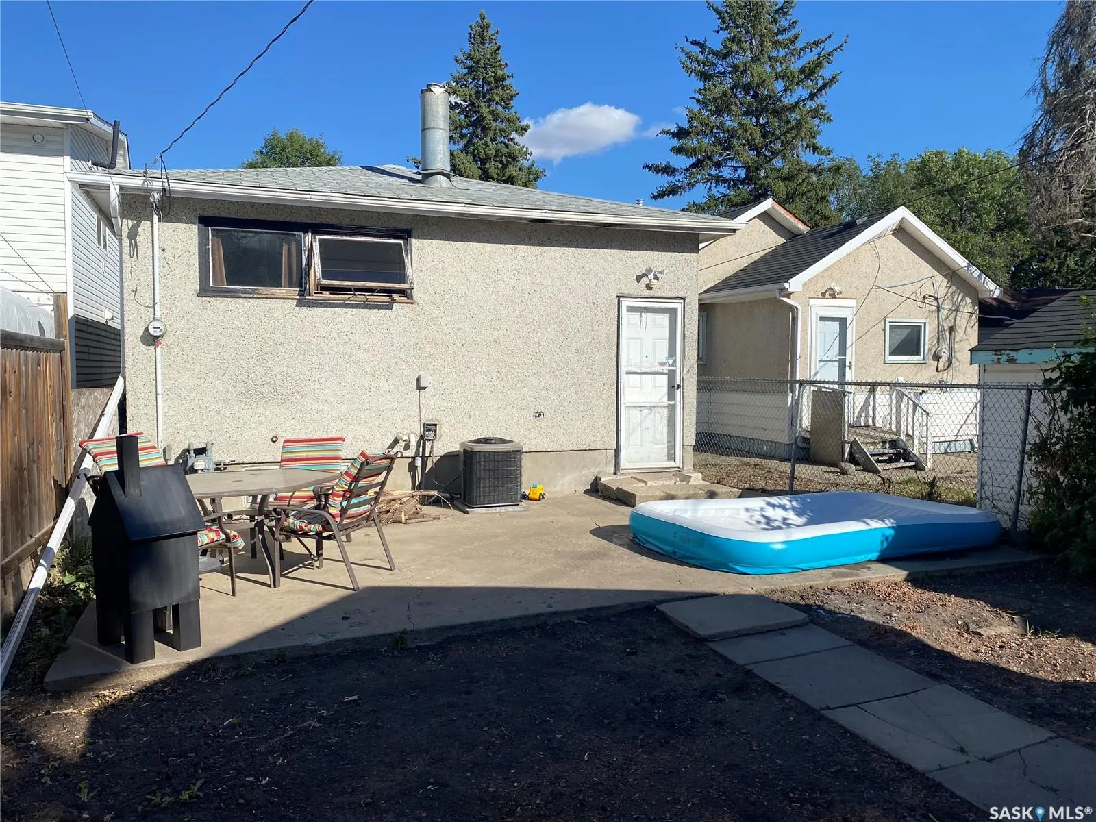 748 Rae STREET