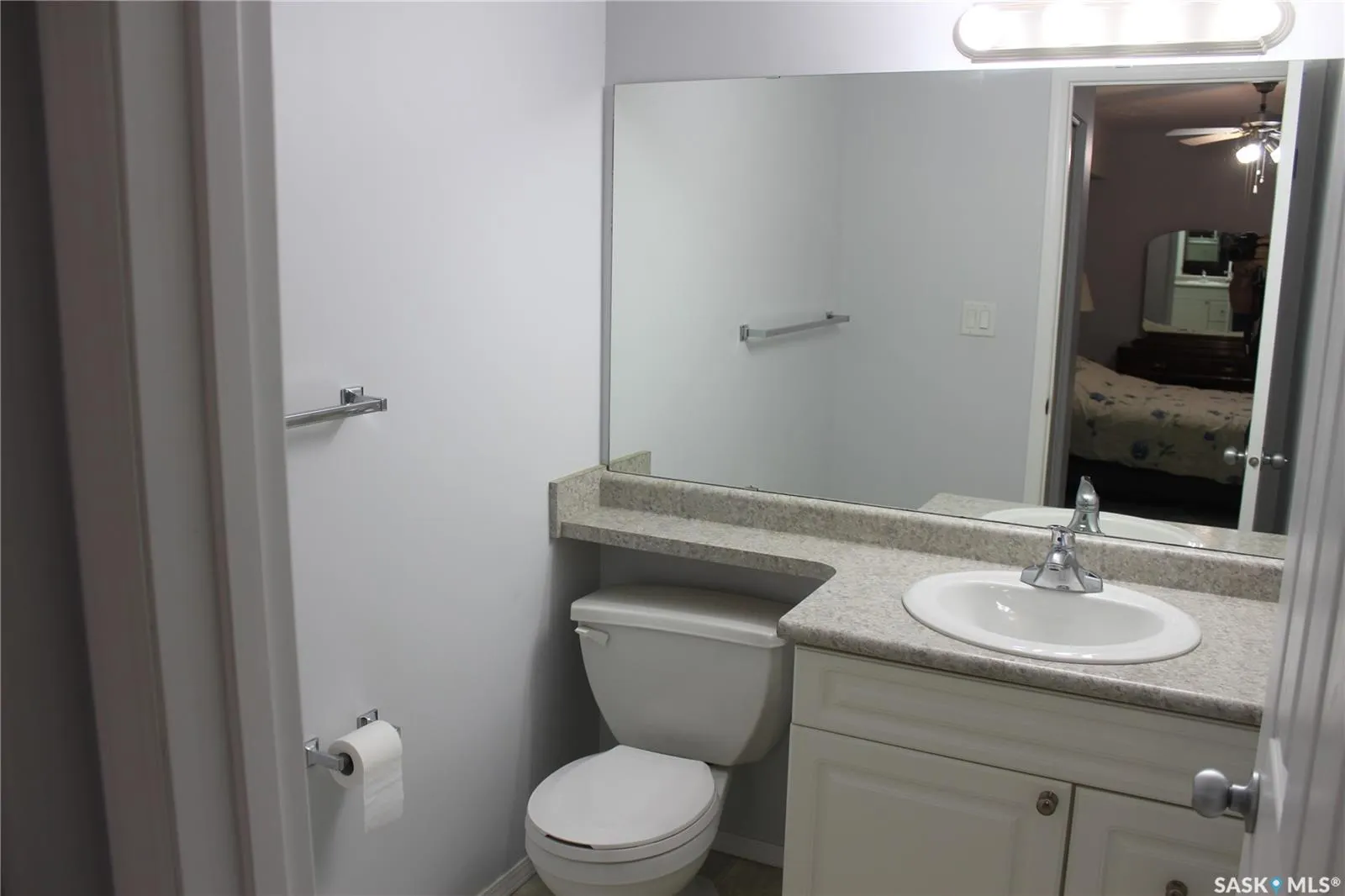 1601 First STREET, #305