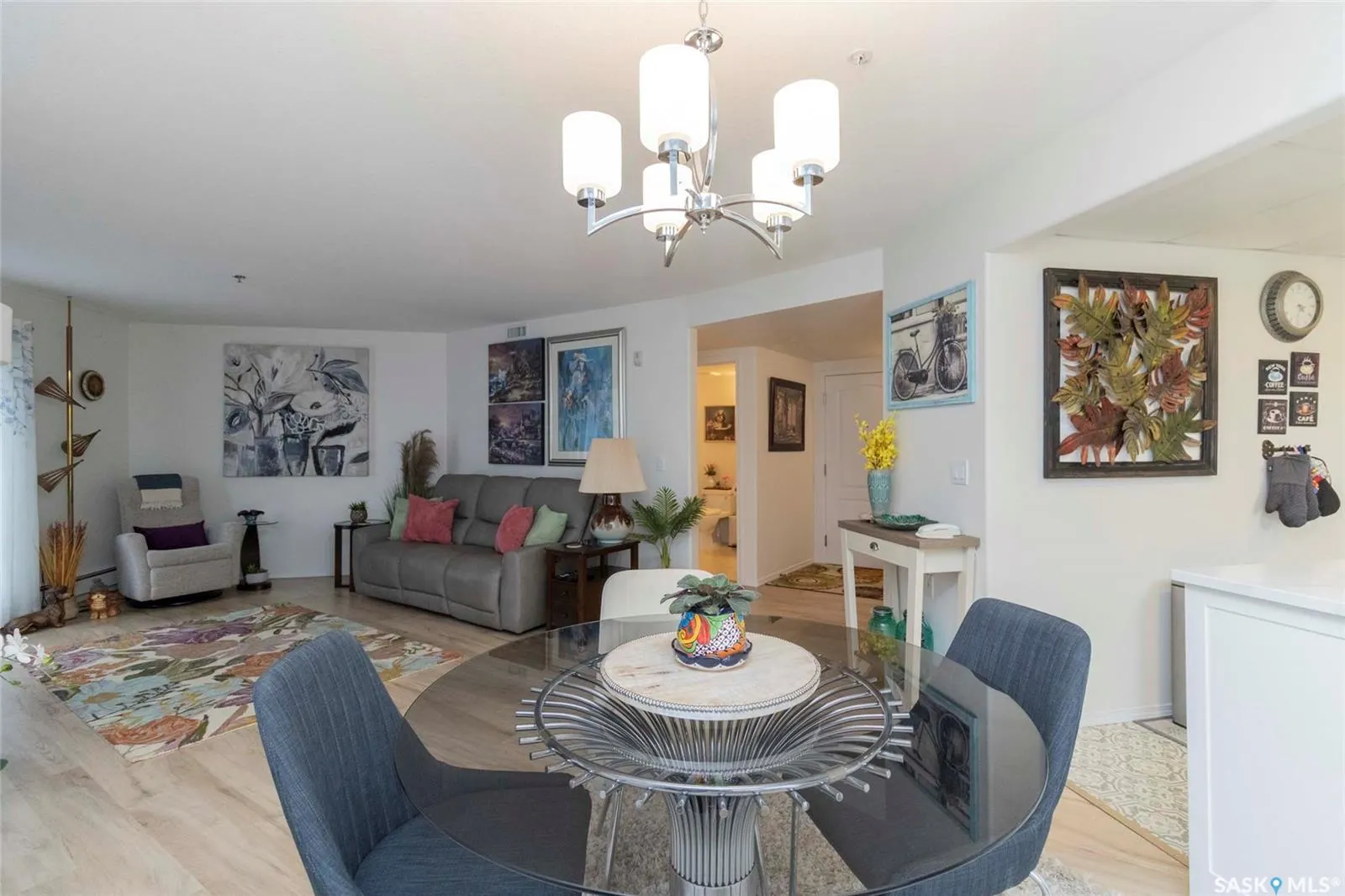 1622 Acadia DRIVE, #201