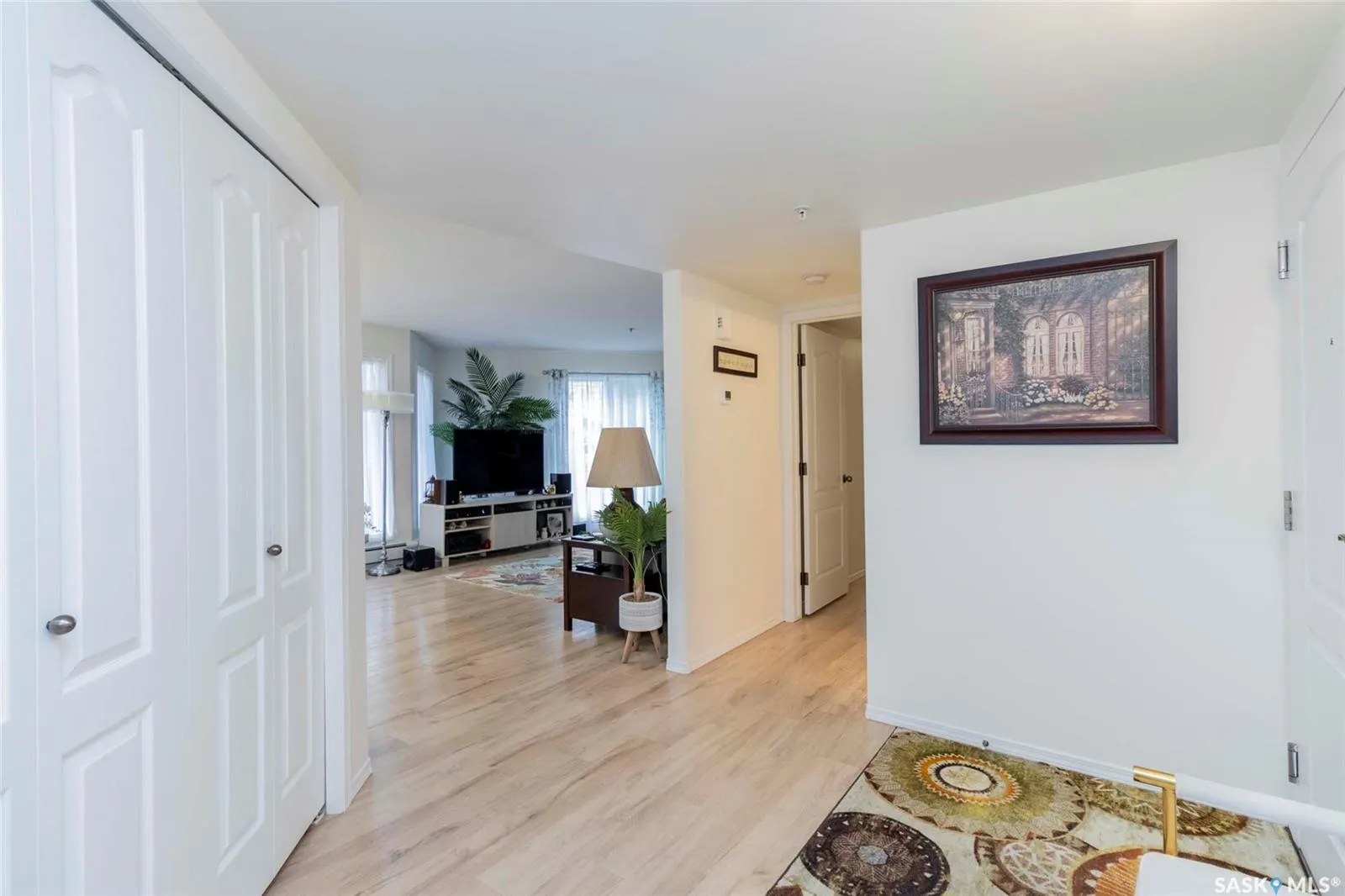 1622 Acadia DRIVE, #201
