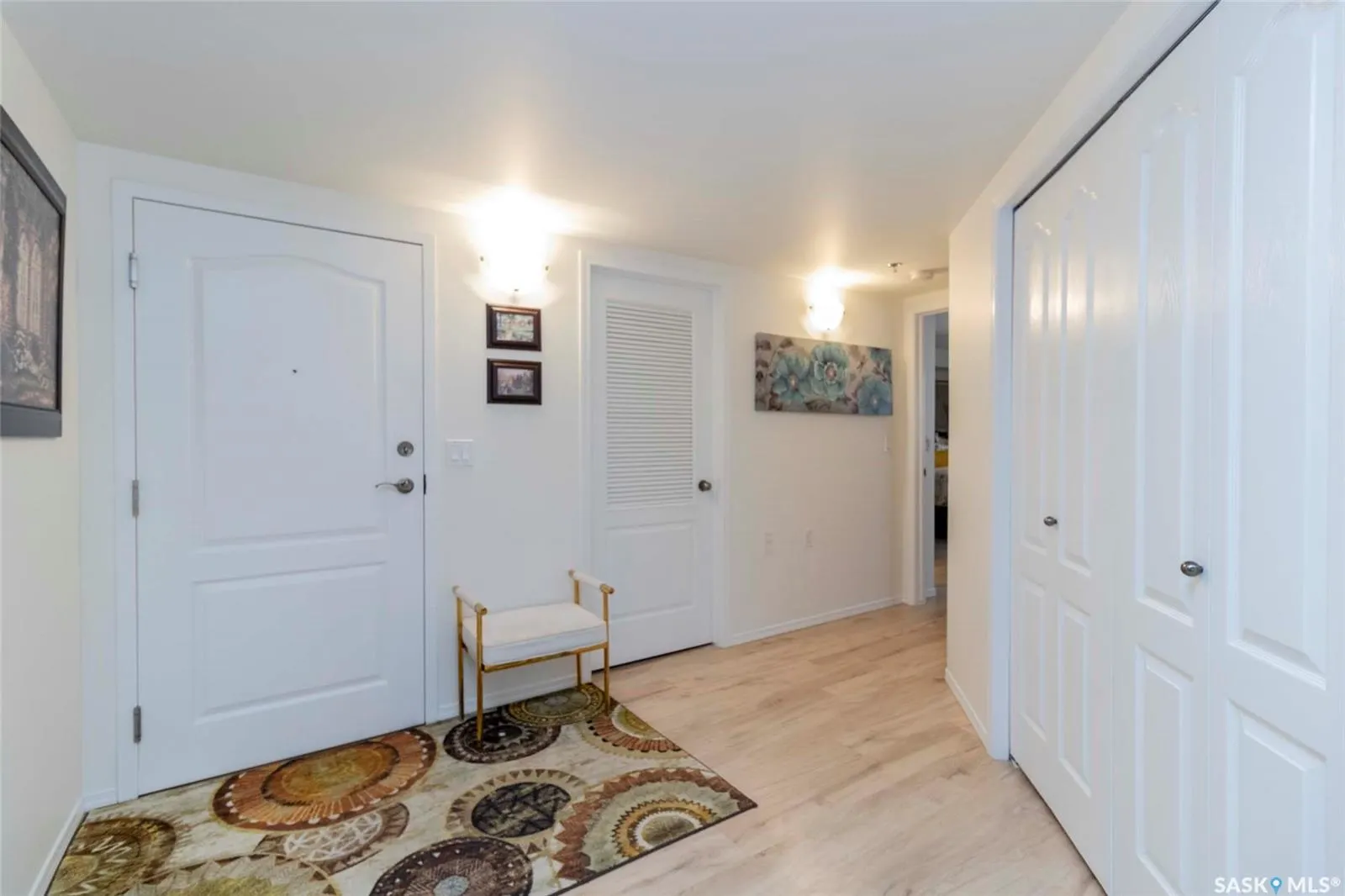 1622 Acadia DRIVE, #201