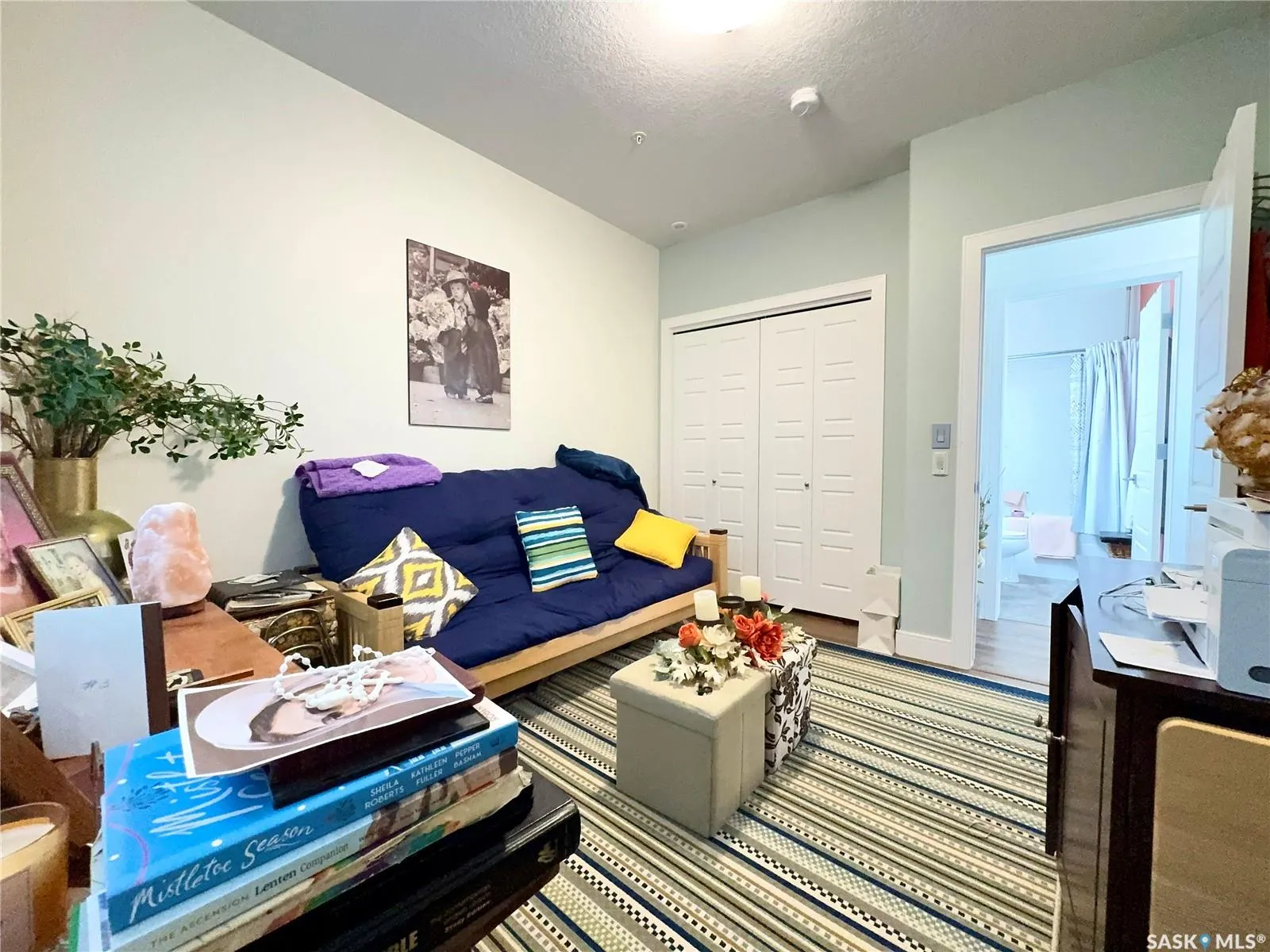 105 Willis CRESCENT, #232