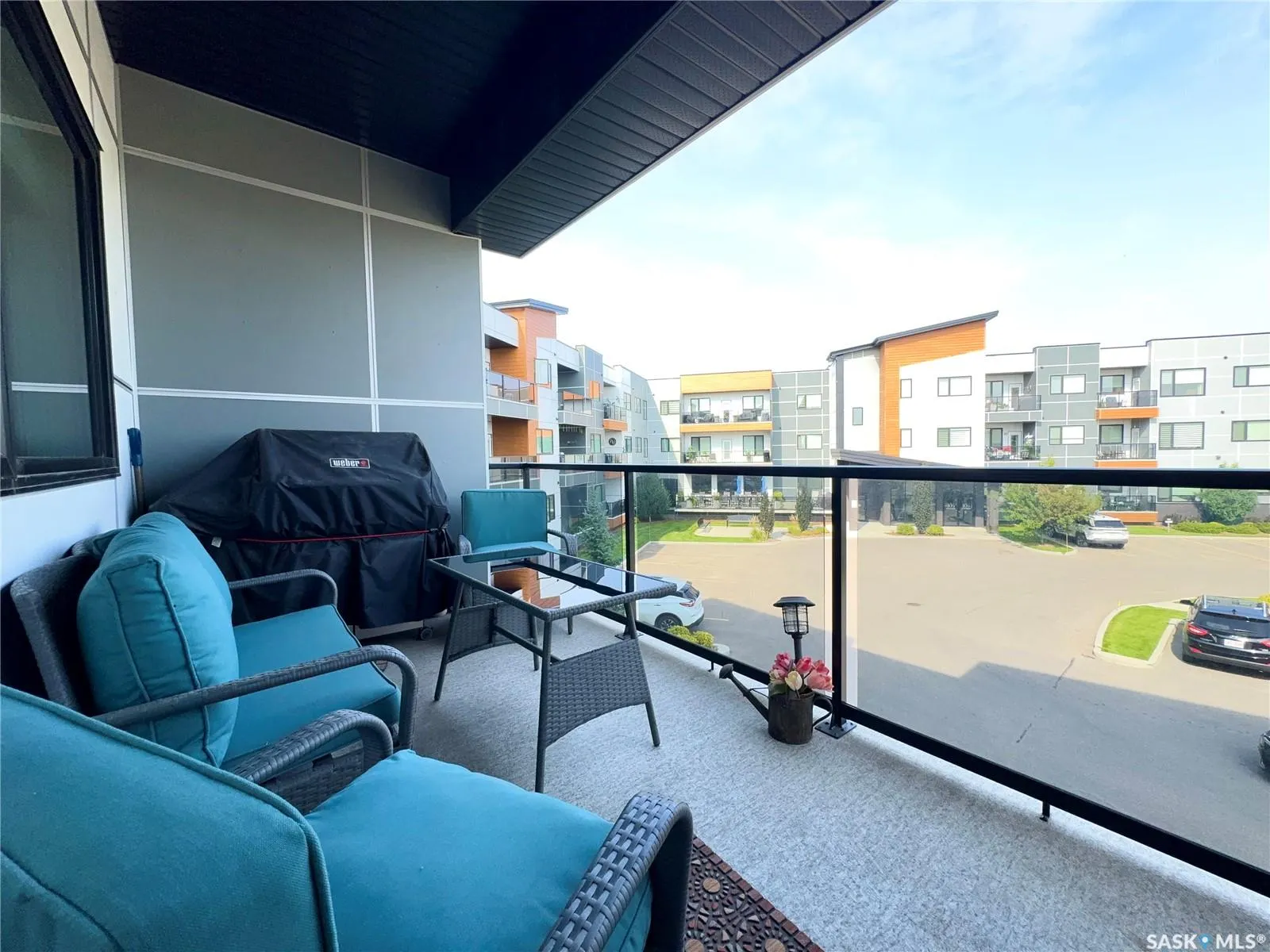 105 Willis CRESCENT, #232
