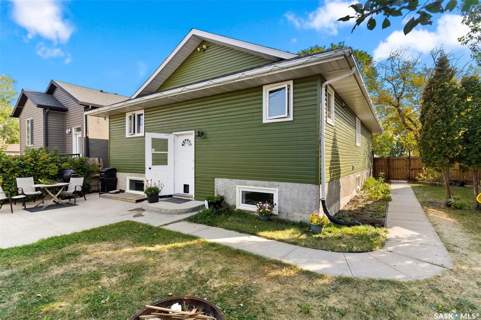450 Osler STREET