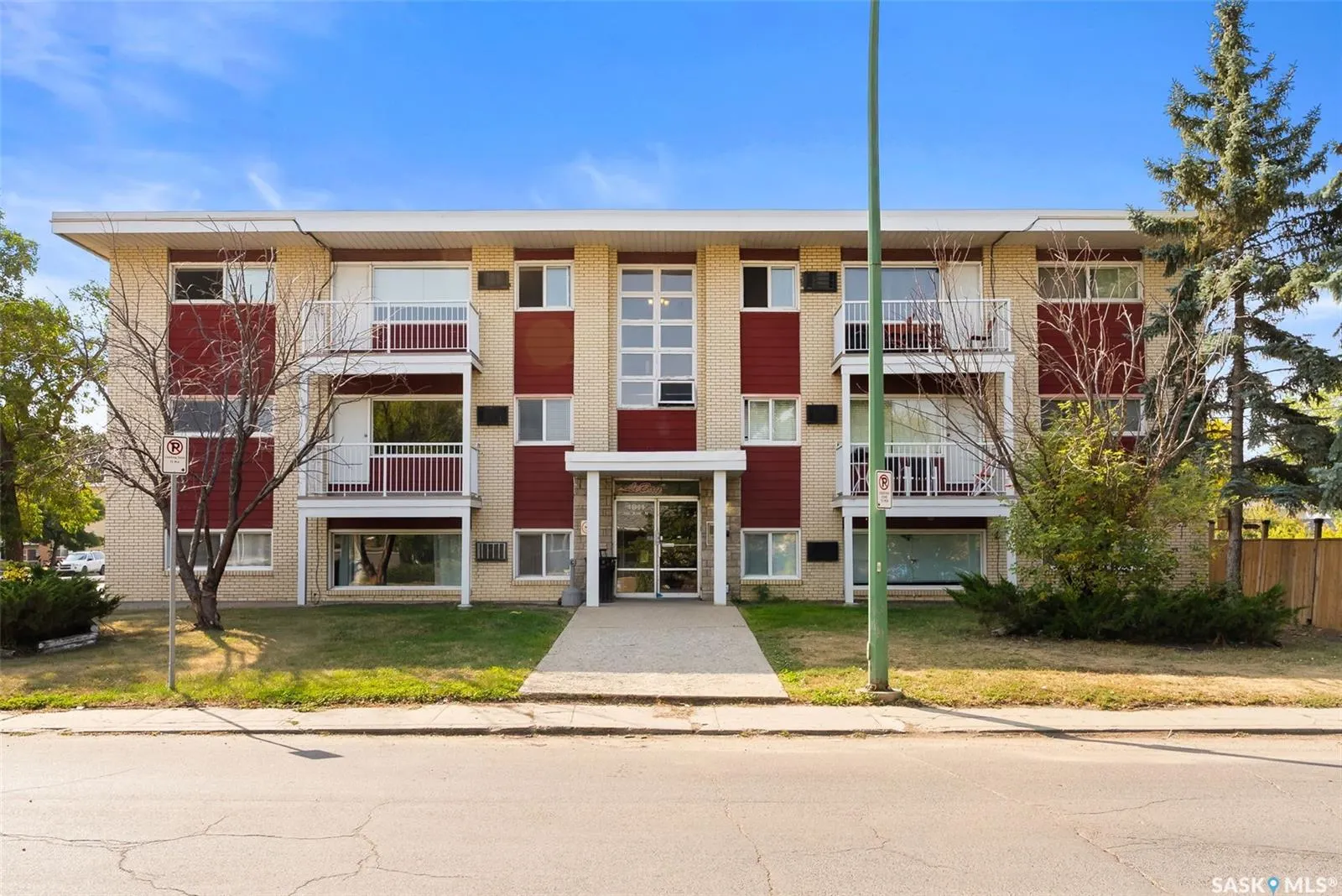 1811 8th AVENUE N, #10