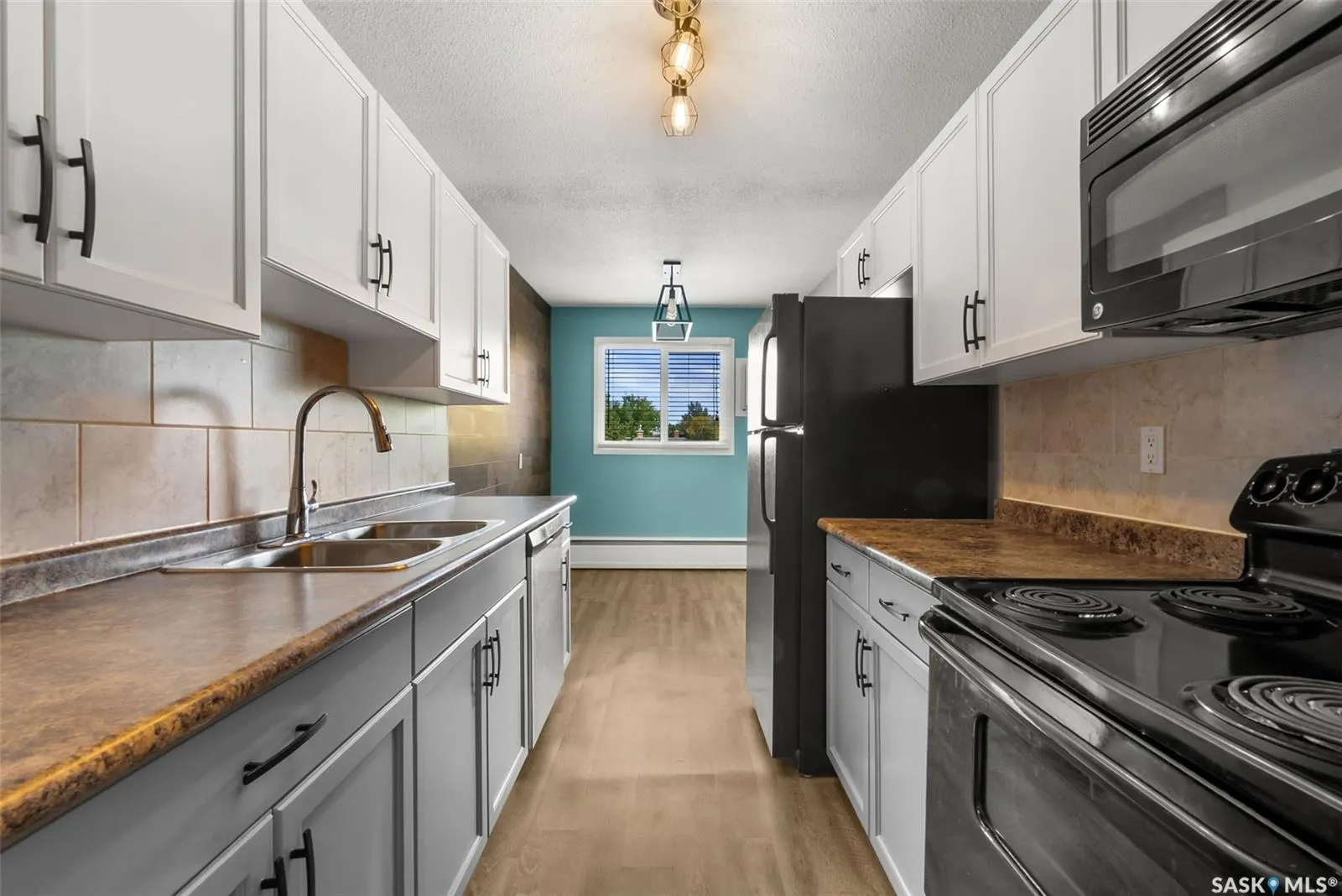 1811 8th AVENUE N, #10
