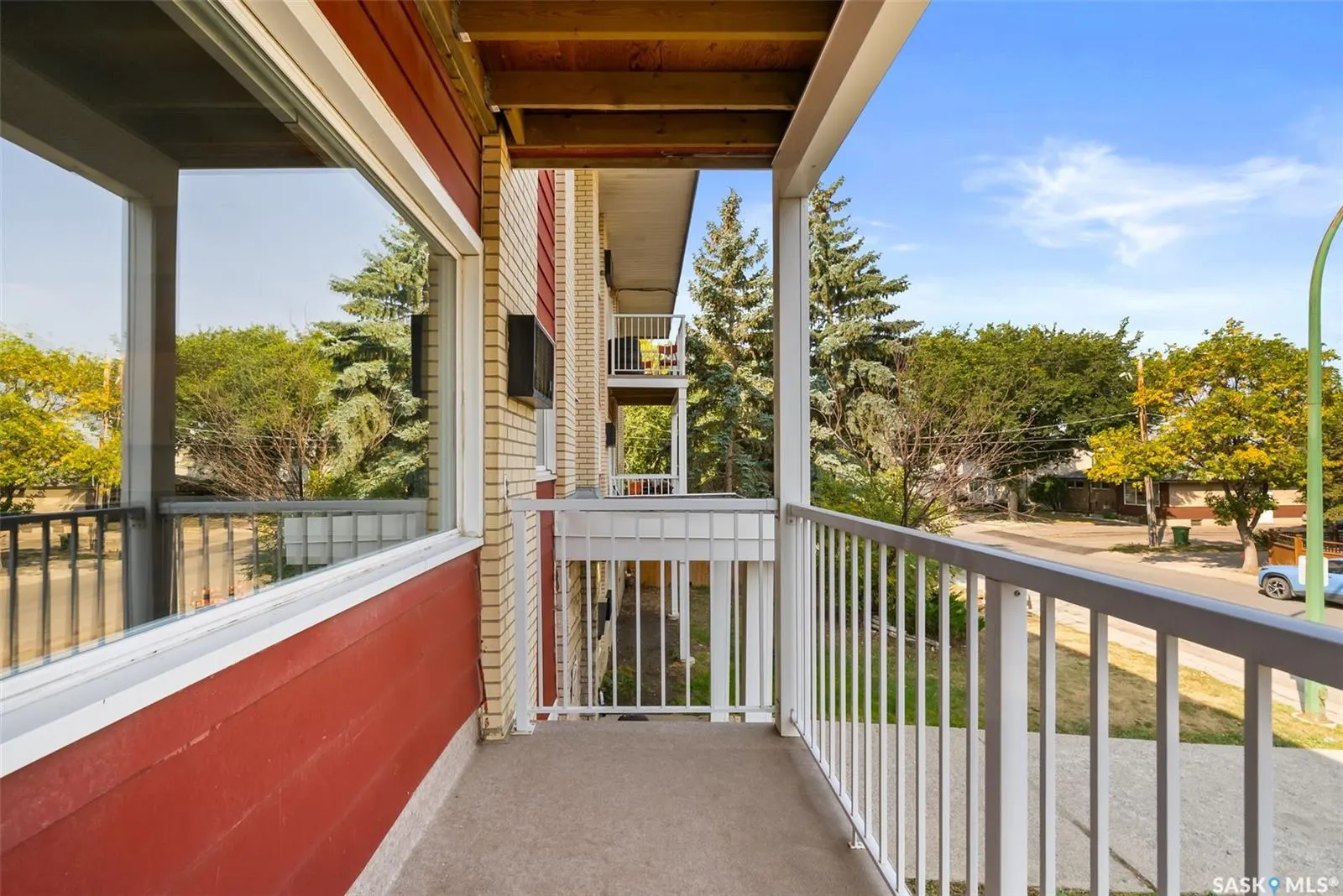 1811 8th AVENUE N, #10
