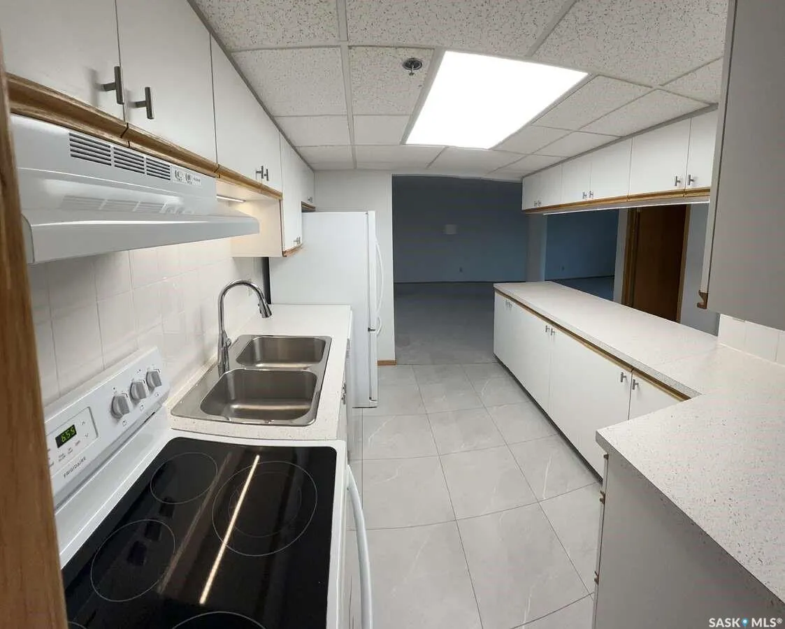 611 University DRIVE, #707
