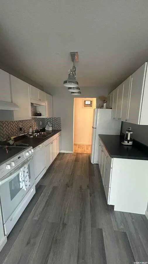 209D Cree PLACE, #137