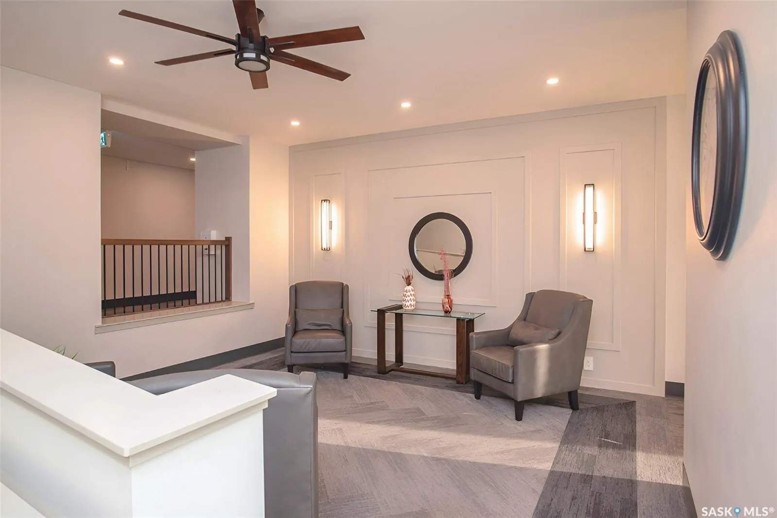 4615 Rae STREET, #203