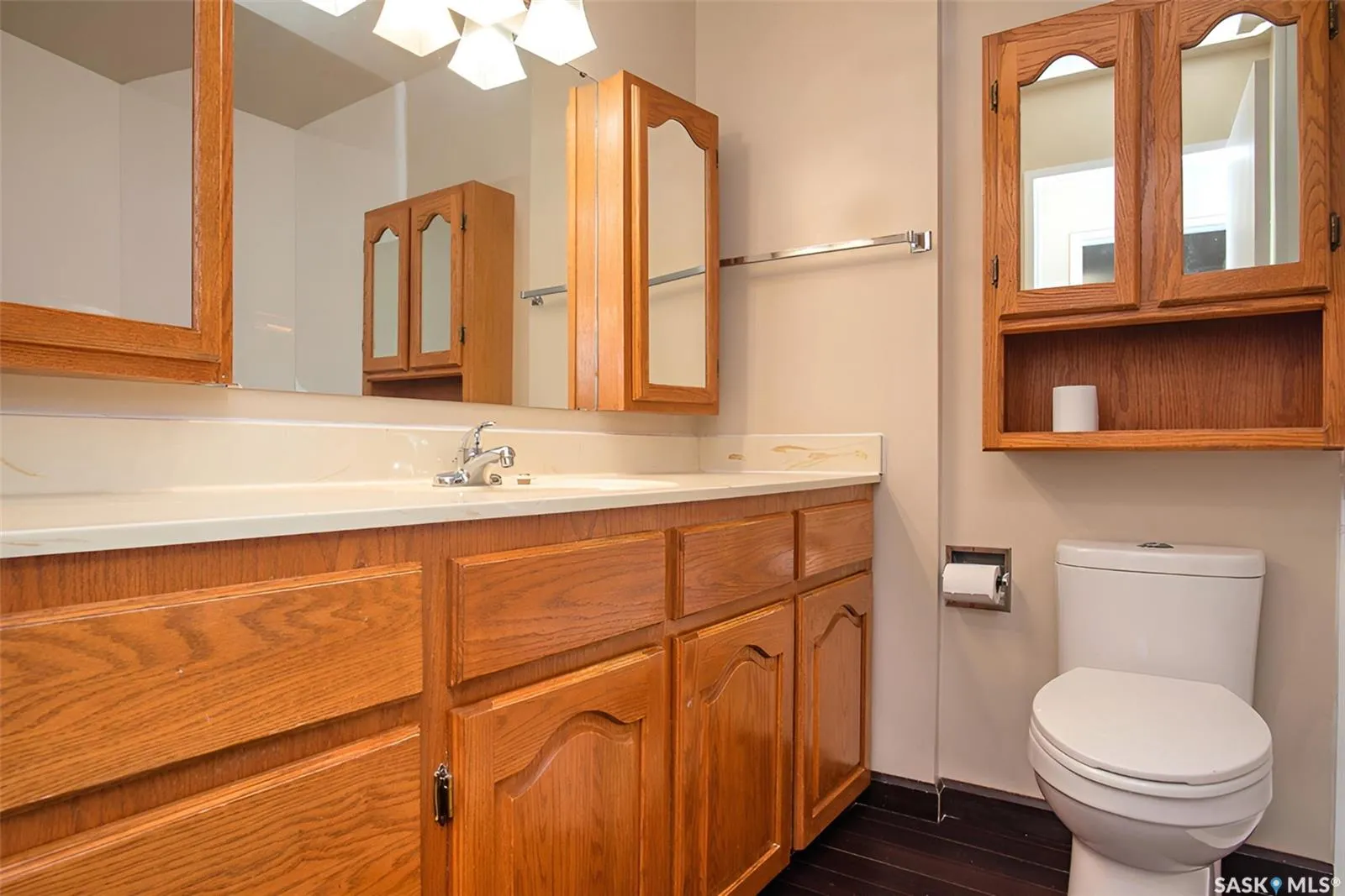 4615 Rae STREET, #203