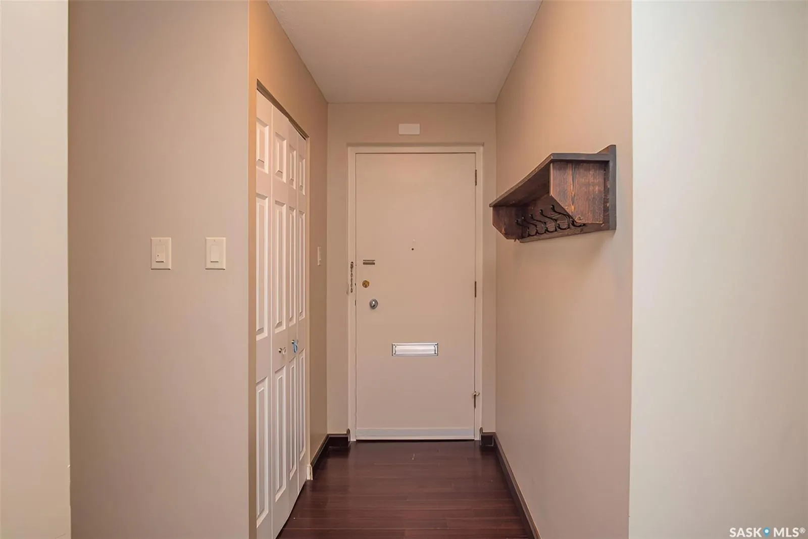 4615 Rae STREET, #203