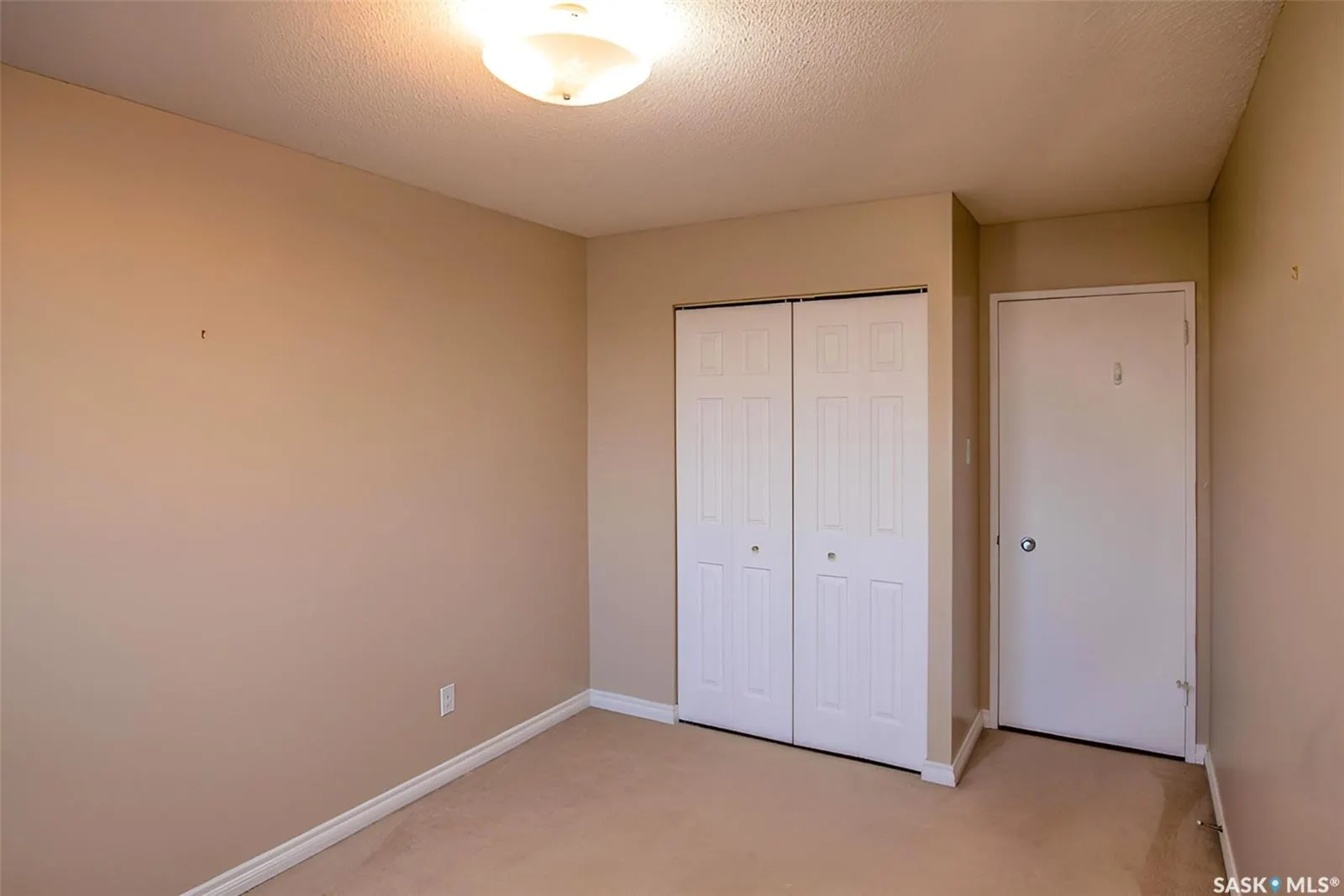4615 Rae STREET, #203