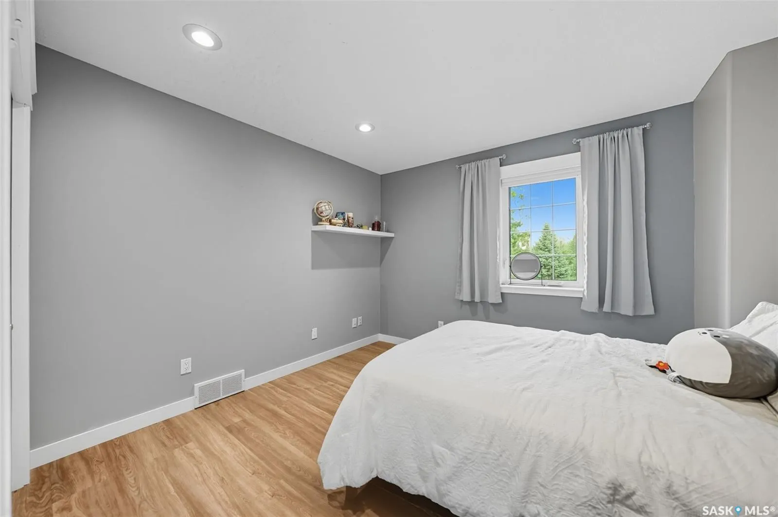 2 Redwood Place Rural Address
