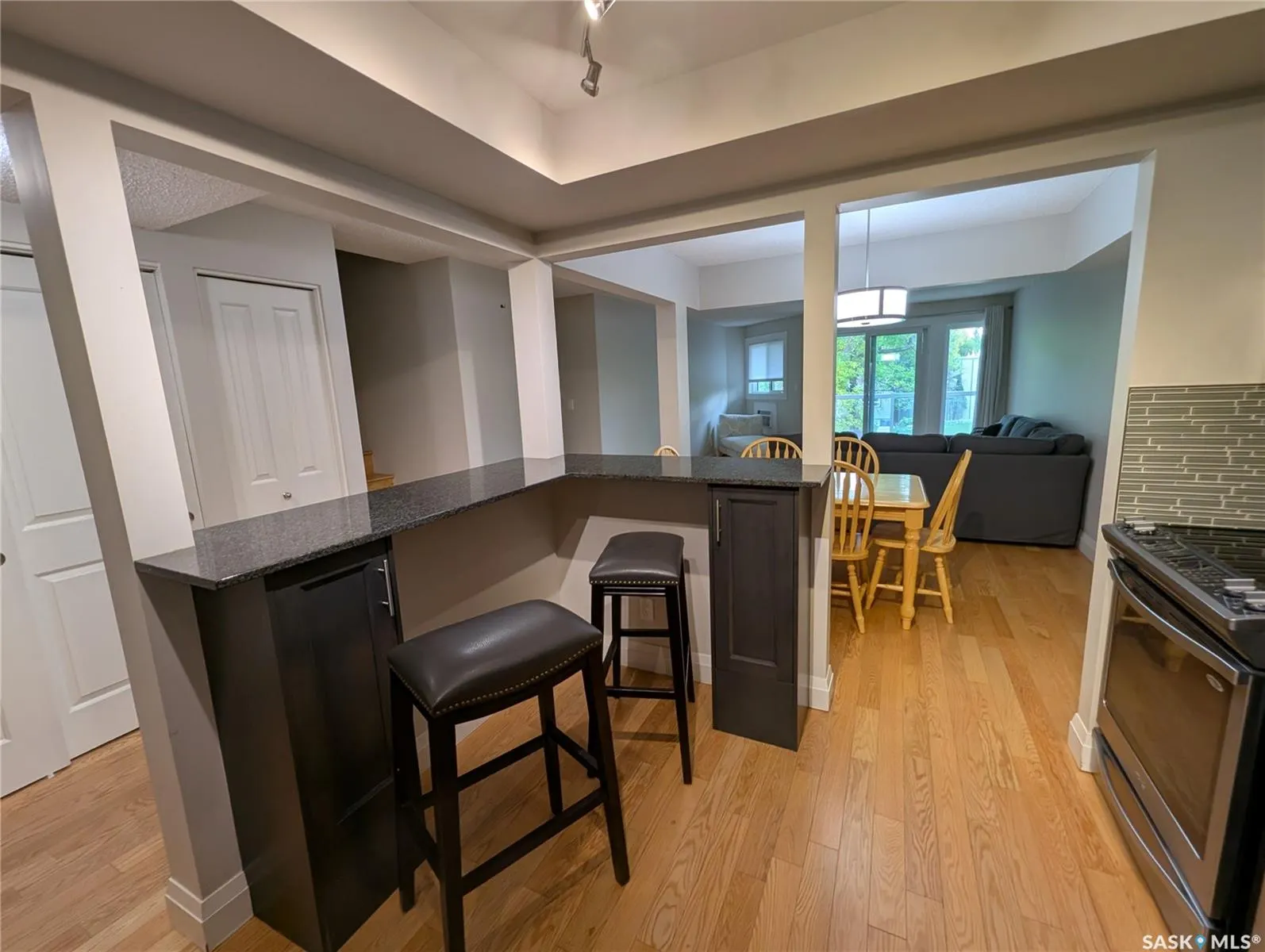 921 Main STREET, #204