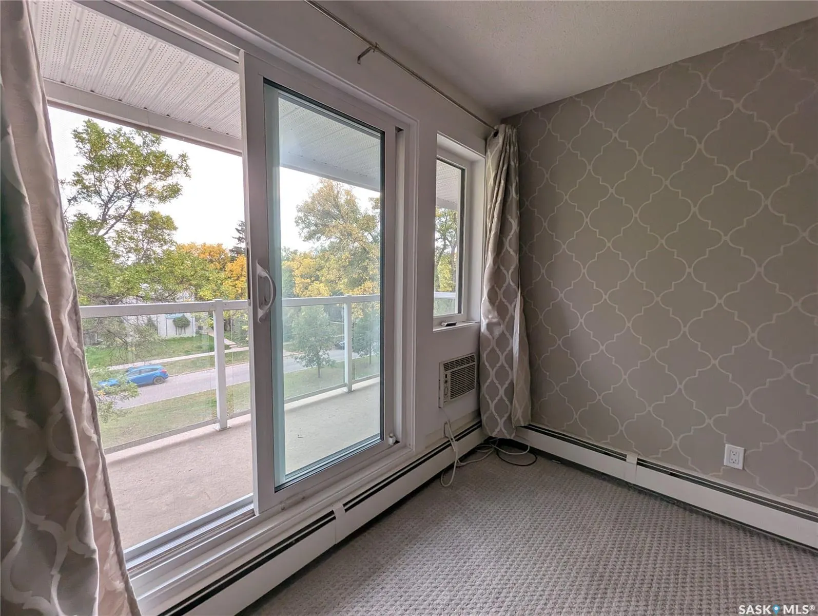 921 Main STREET, #204