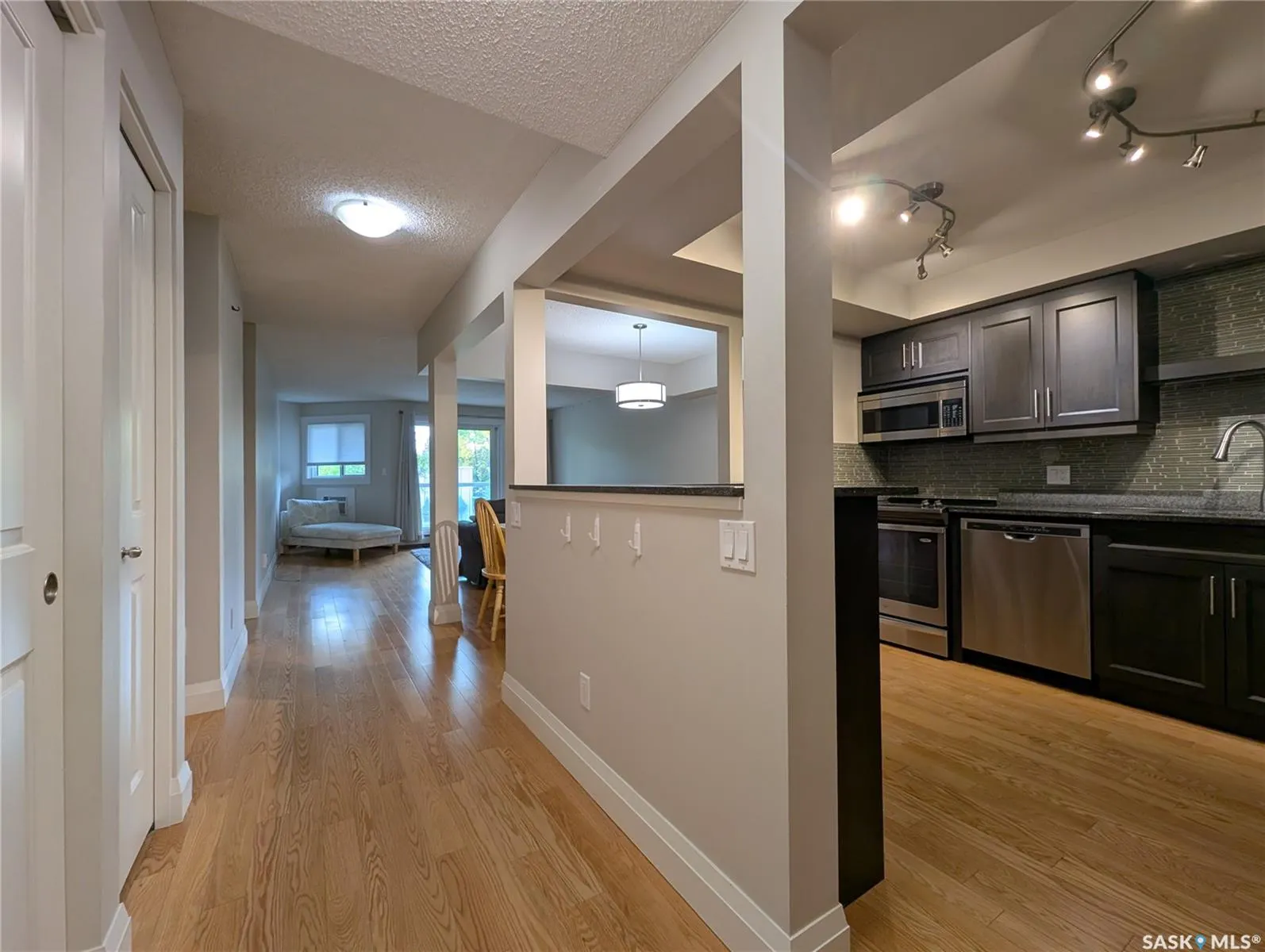 921 Main STREET, #204