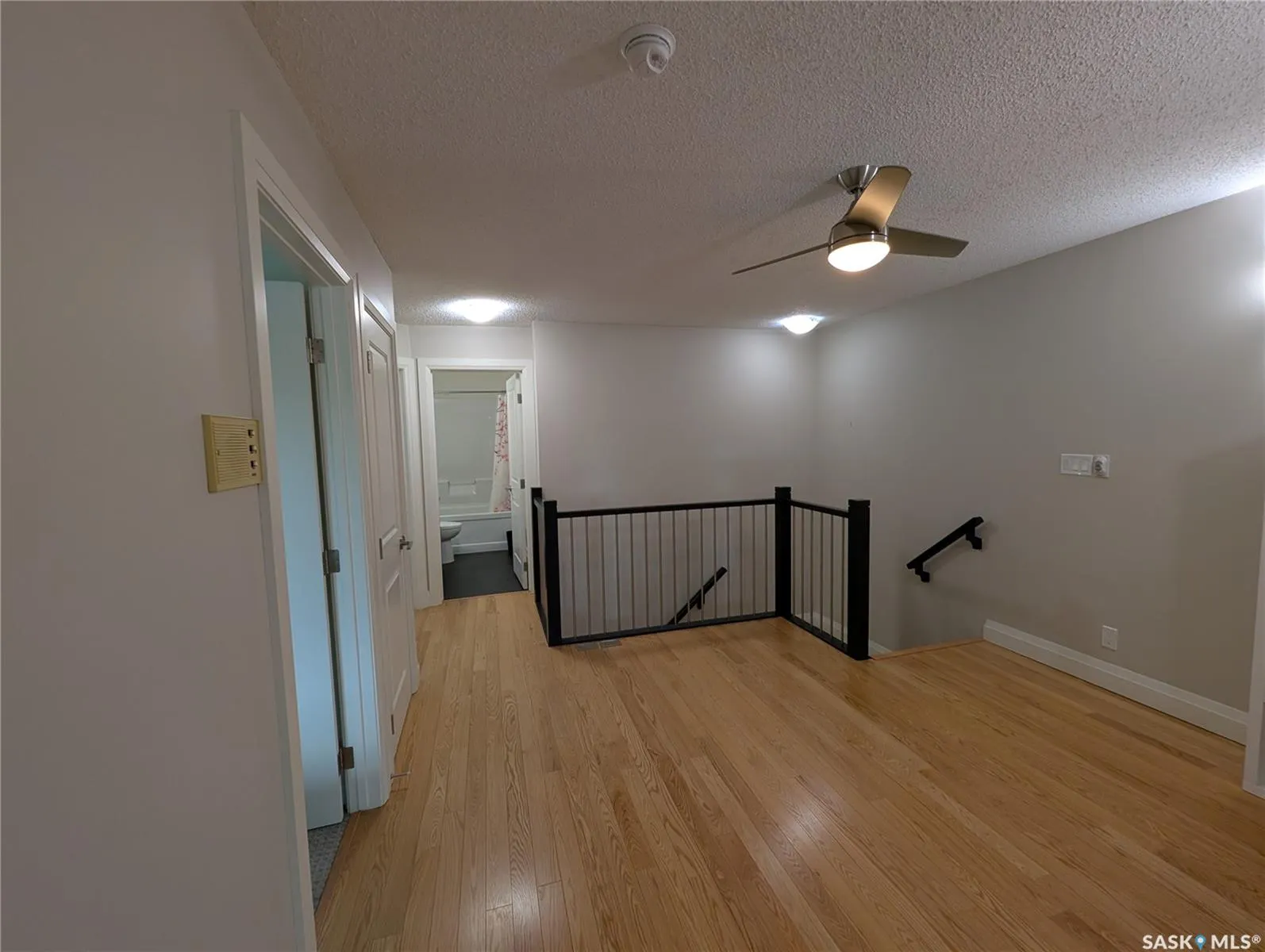 921 Main STREET, #204