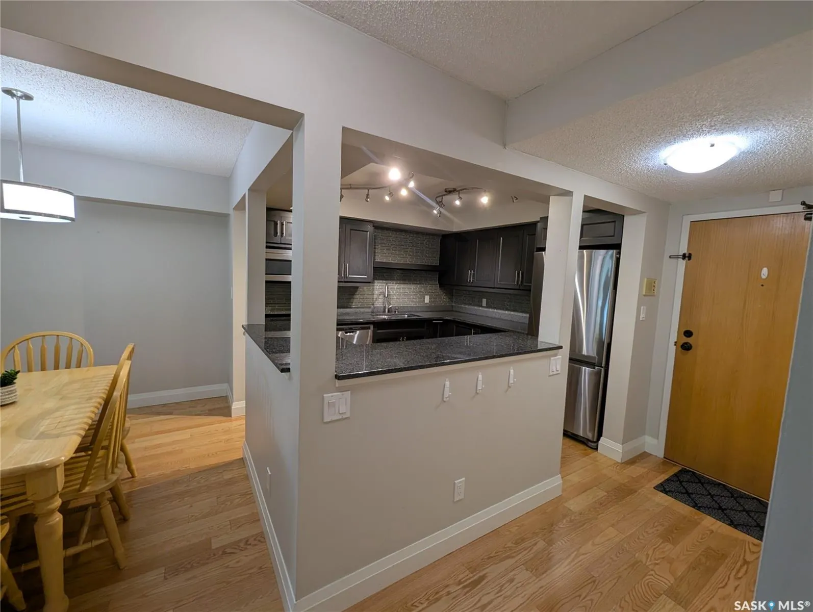 921 Main STREET, #204