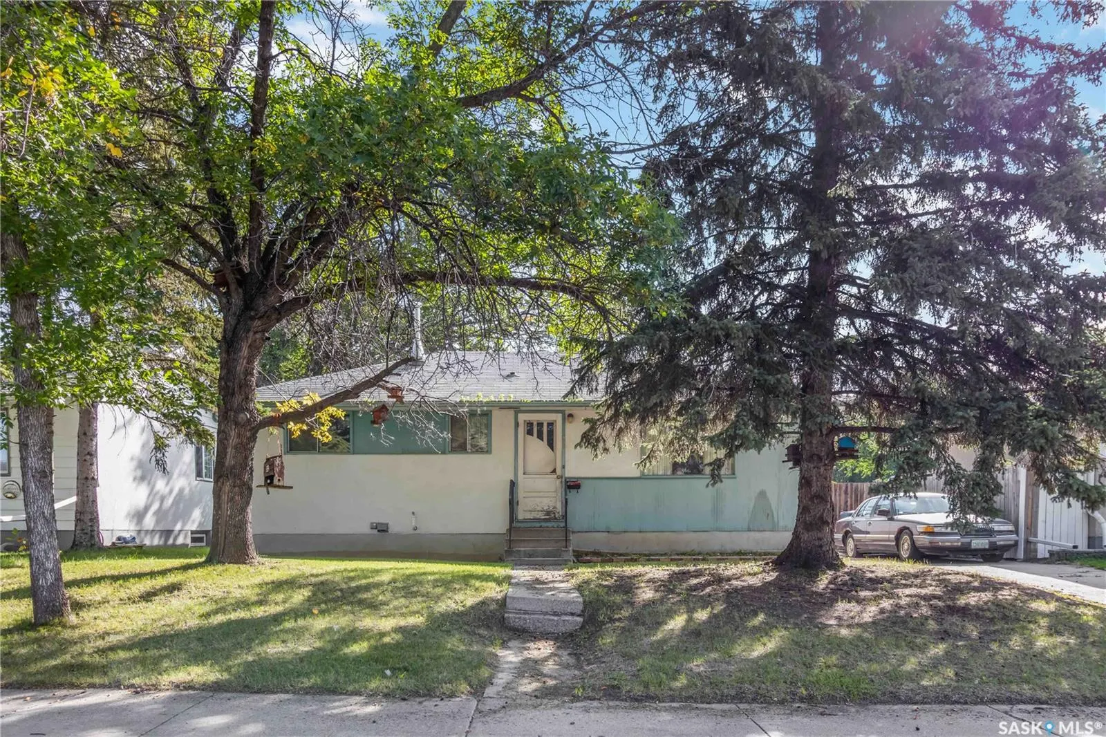 904 X AVENUE N